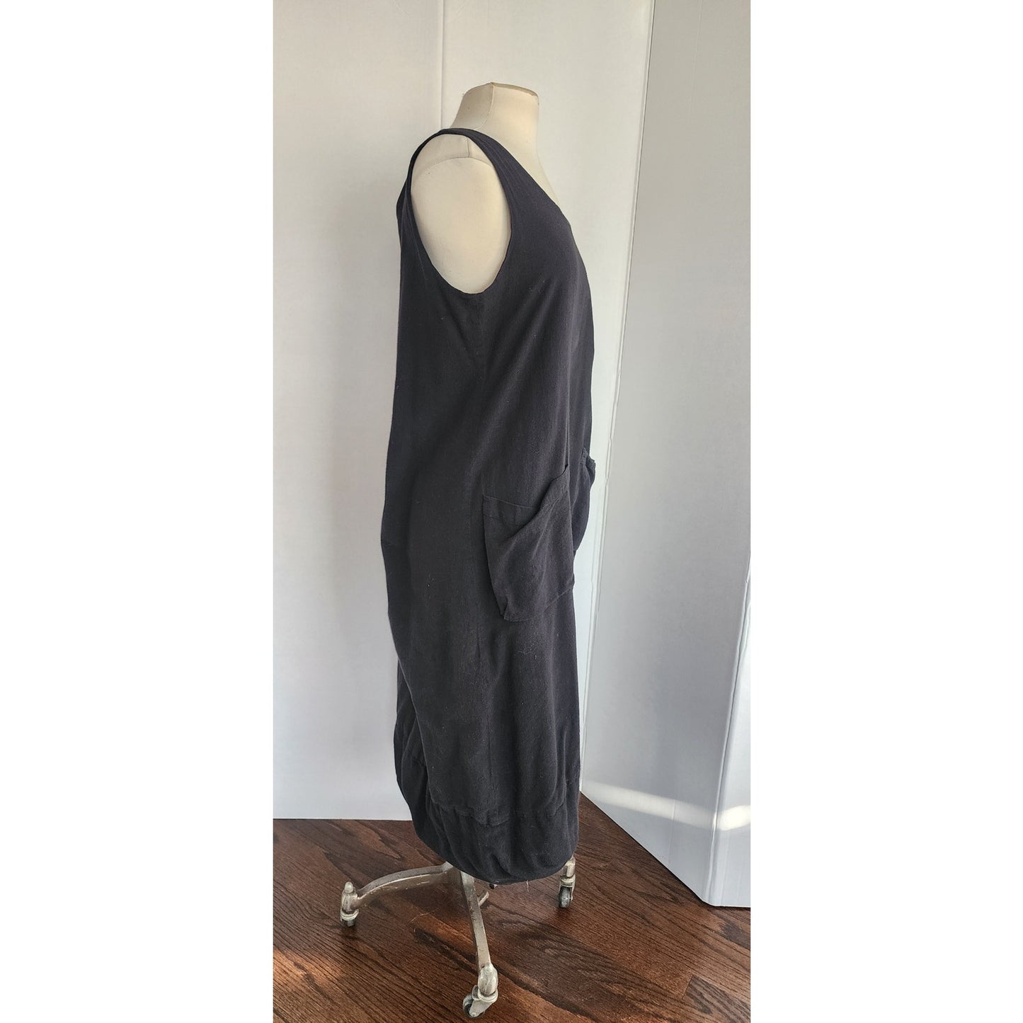 Vintage Lilith of France Black Dress Sleeveless w/Pockets
