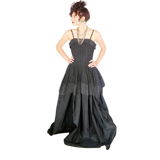 Vintage 1940s Black Evening Dress Crinkled Taffeta Sleeveless / M