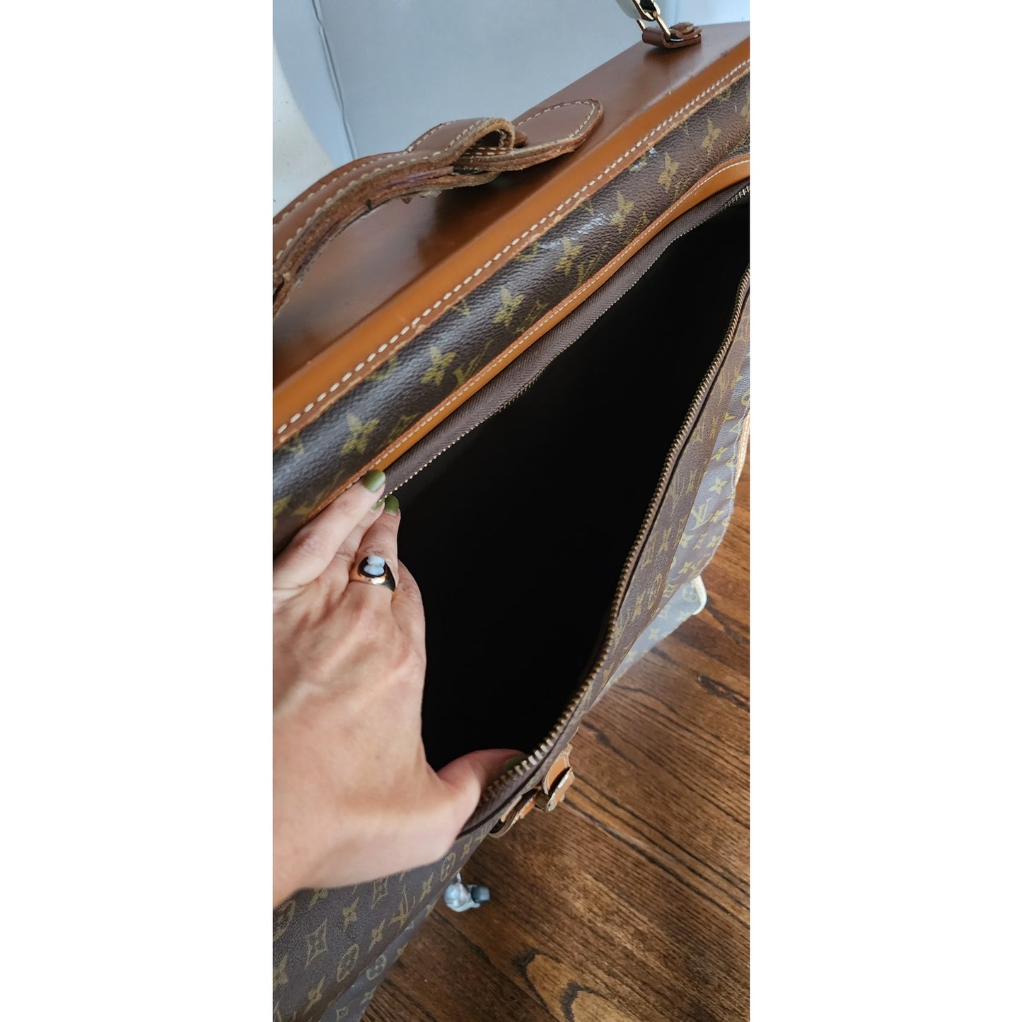 Vintage Louis Vuitton Leather Garment Bag Folding Luggage