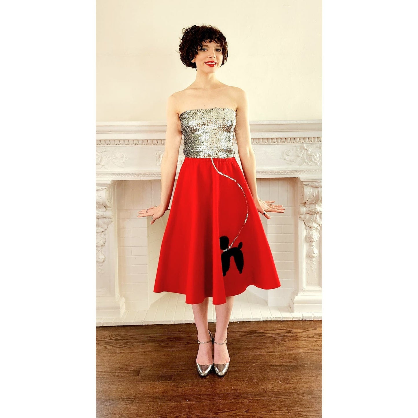 True Vintage 50s Poodle Skirt in Red Felt w-Elastic Waist M