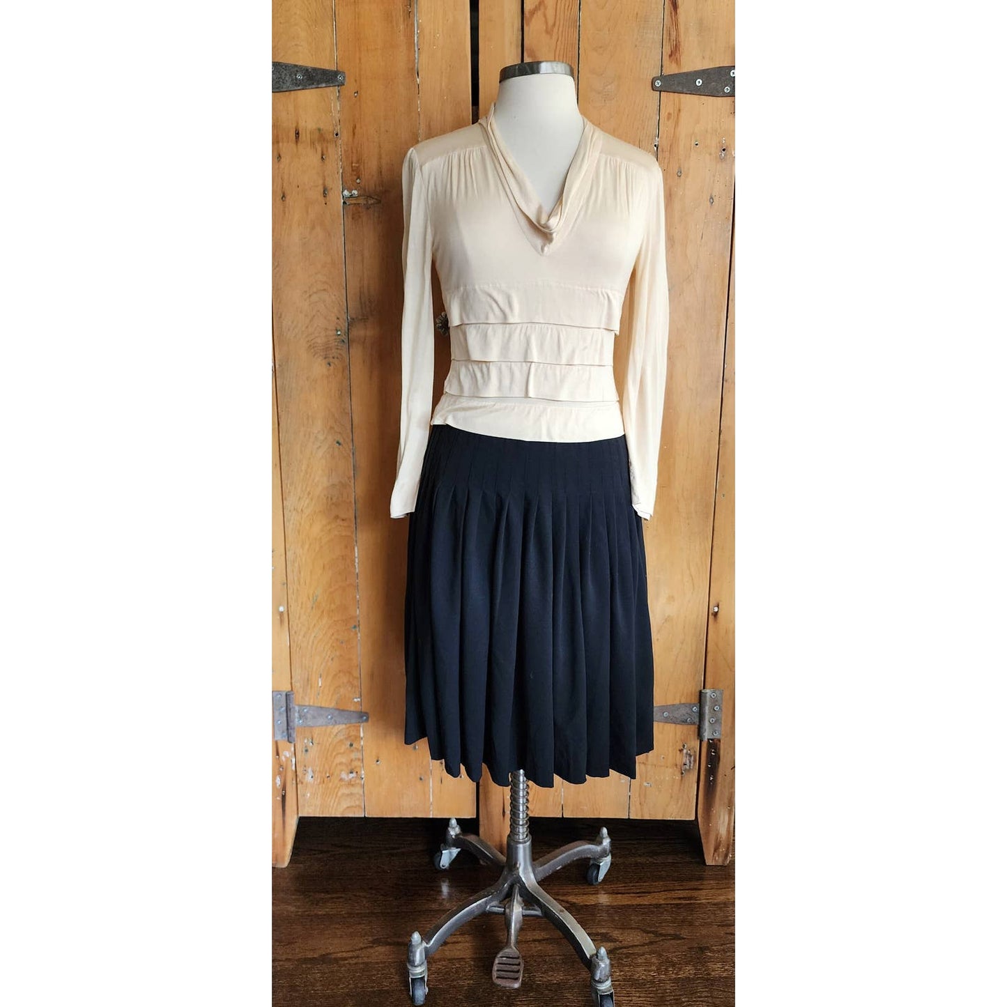 Vintage Y2K Chanel Dress Cream Black Pleated Long Sleeve
