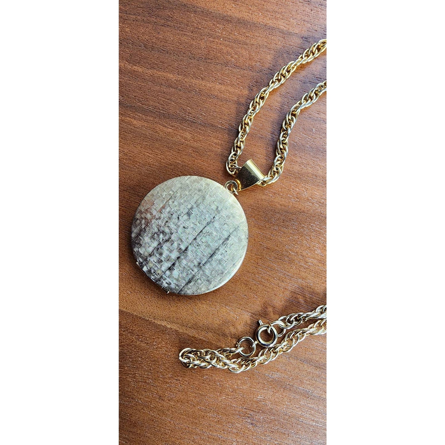 60s Enamel Locket Pendant Necklace Gold Chain Green Floral