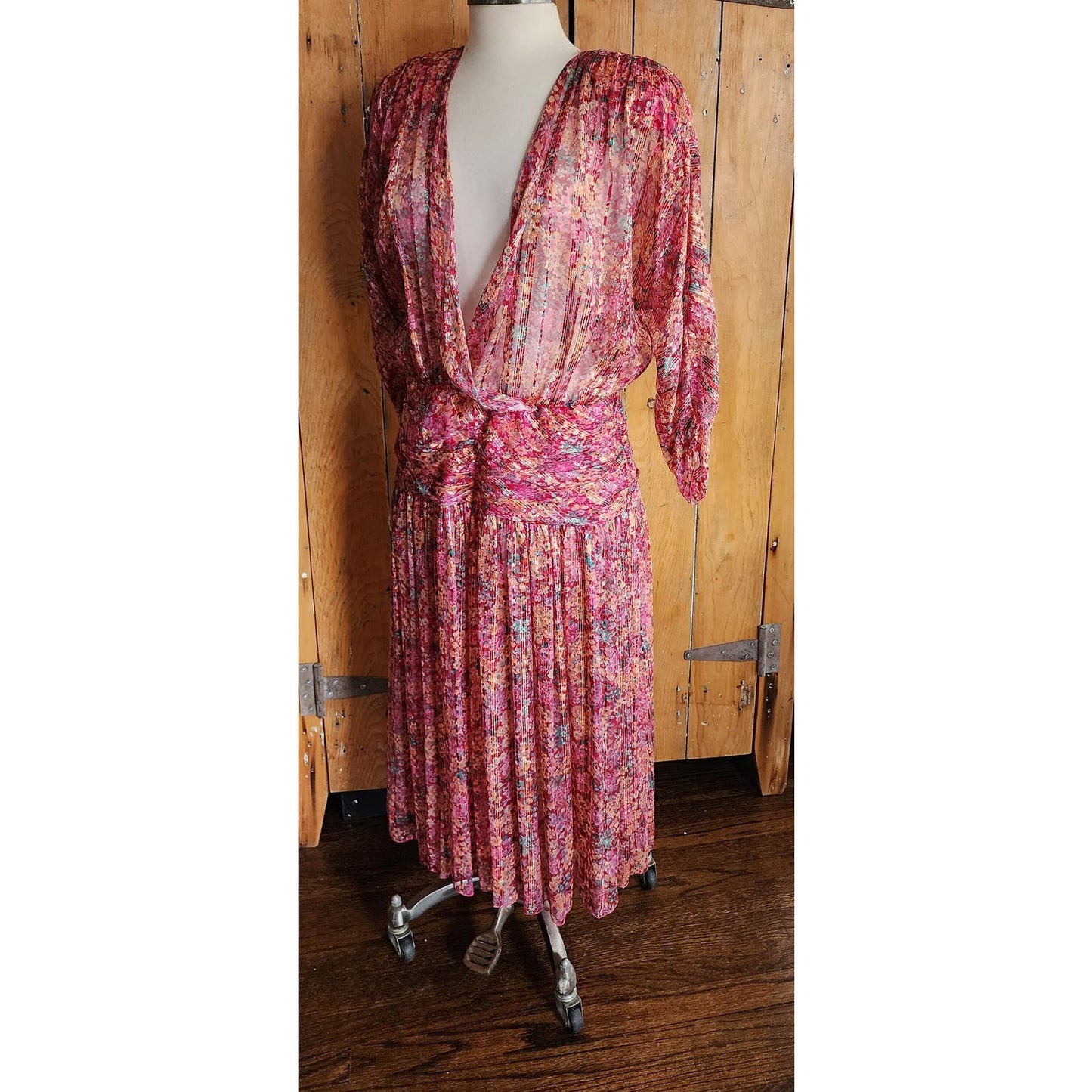 Vintage 80s Red Floral Print Dress Gauzy V Neckline