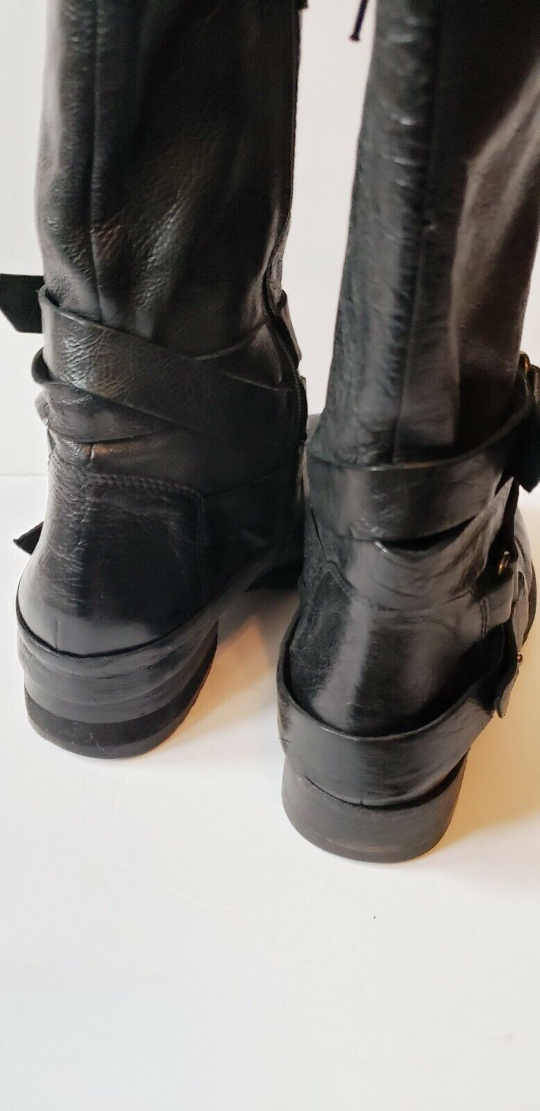 Vera Wang Lavender Black Leather Kippy Boots Buckle Straps Zipper 8 Mid Calf