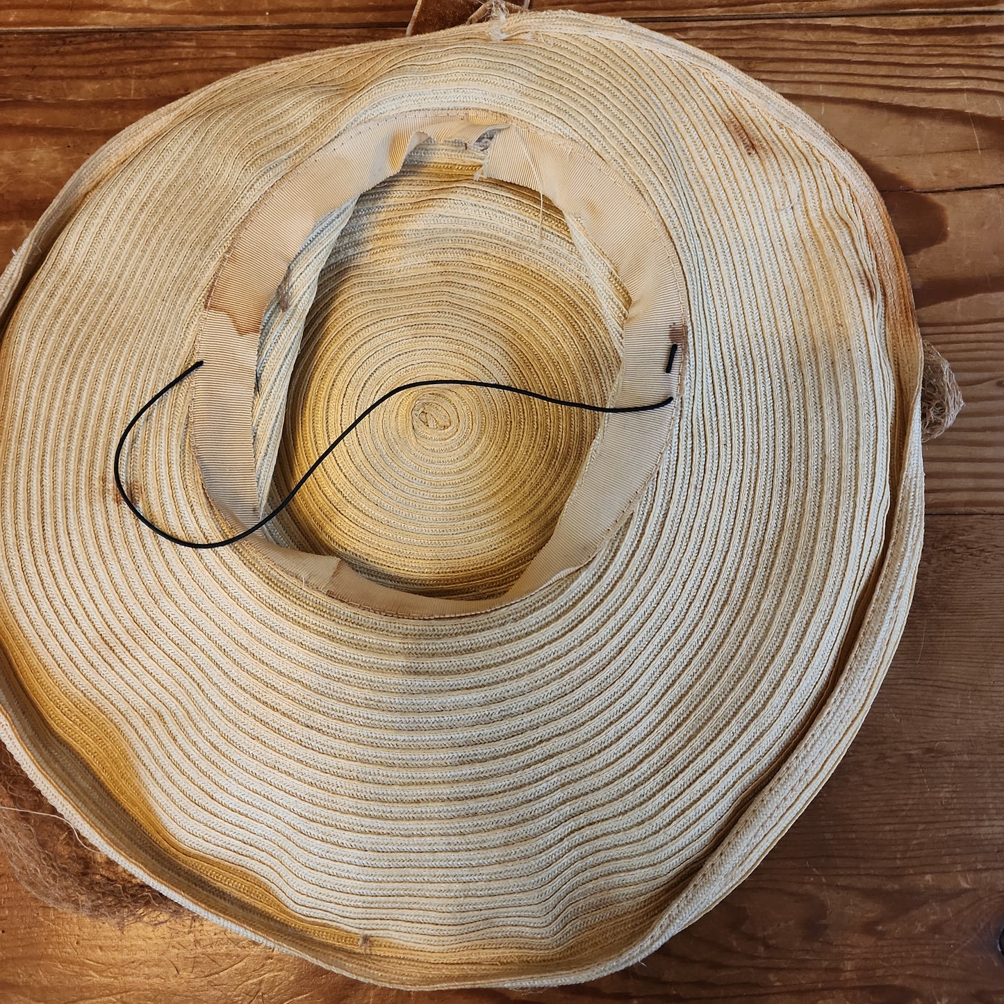 30s Beige Straw Summer Hat - Wide Brimmed with Veil and Flowers