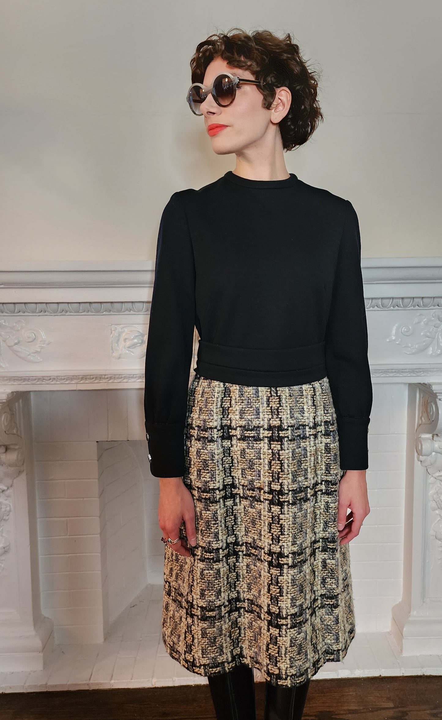1960s Mod Dress in Black & Gray Plaid with Long Sleeves Large