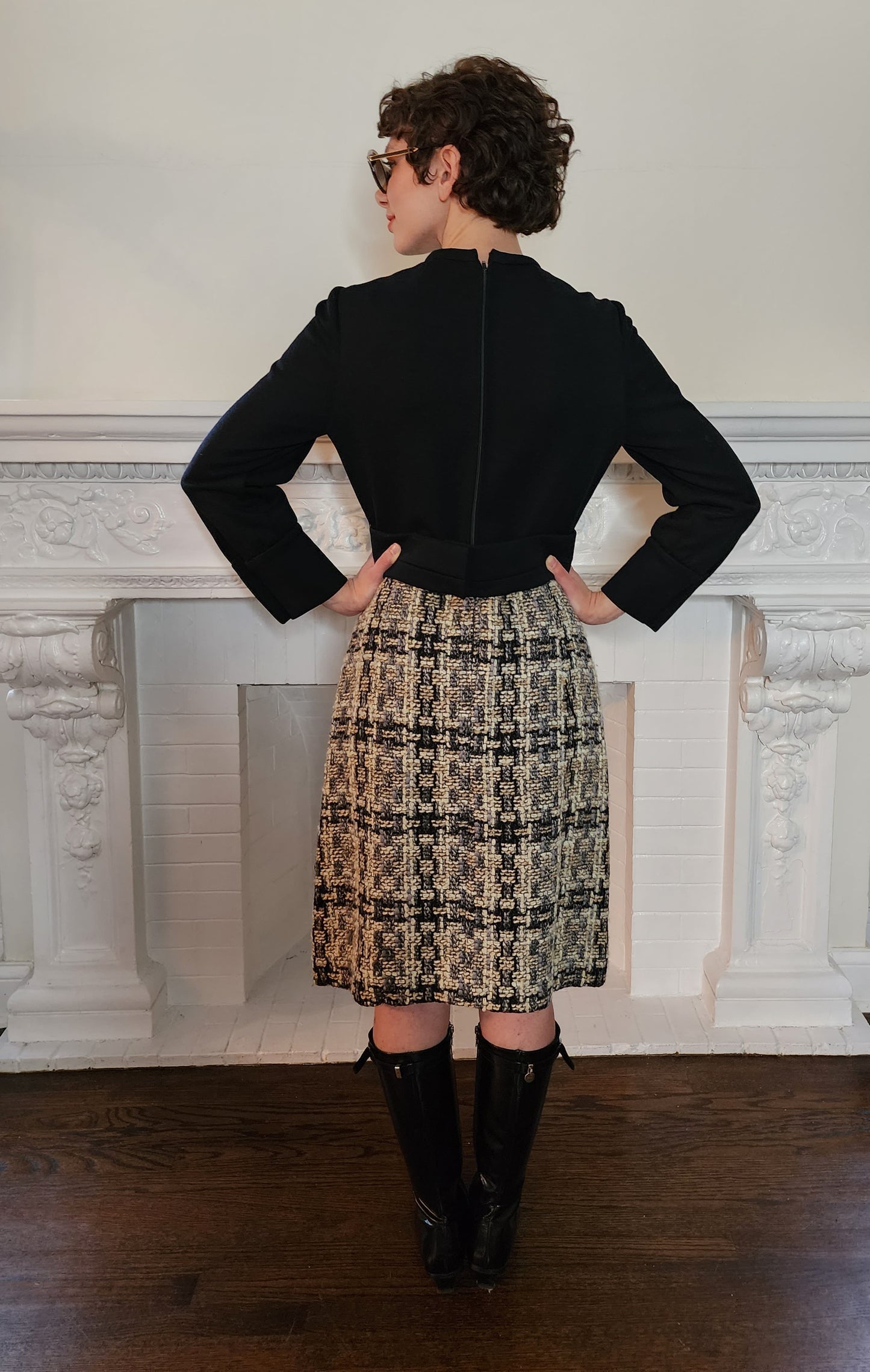 1960s Mod Dress in Black & Gray Plaid with Long Sleeves Large