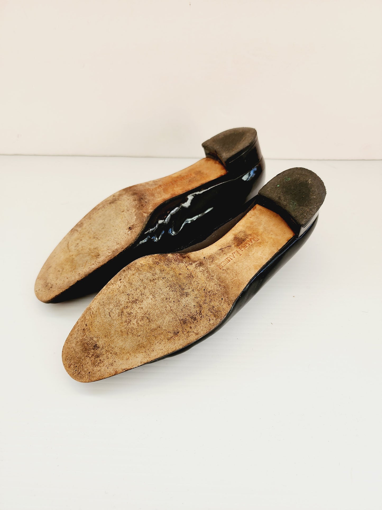 80s 90s Ralph Lauren Shoes Black Patent Leather Ballerina Flats in Box Size 6 The Olivia Pump