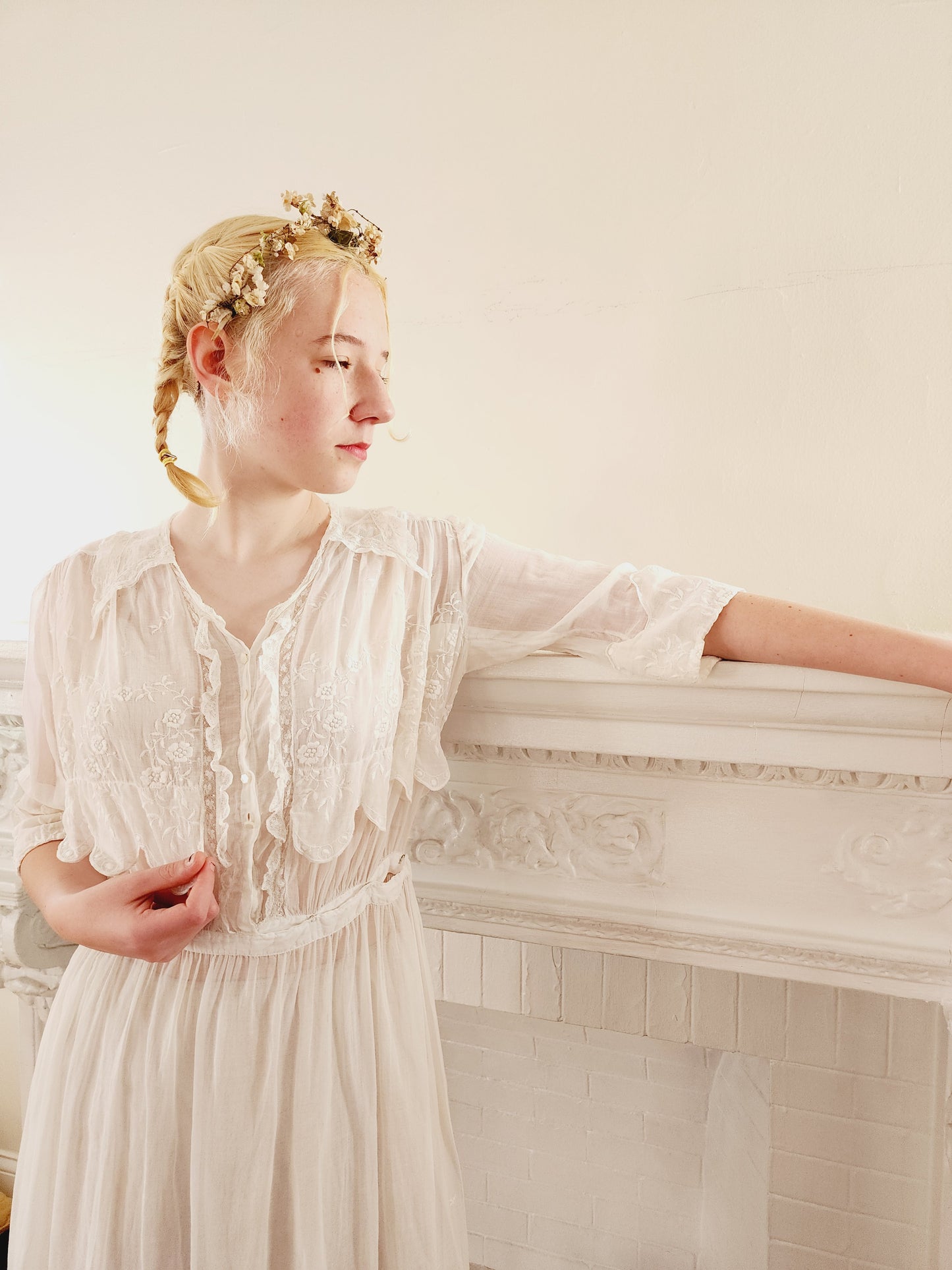 1910s White Cotton Lawn Dress Edwardian Tea Frock Floral Embroidery Lace Small
