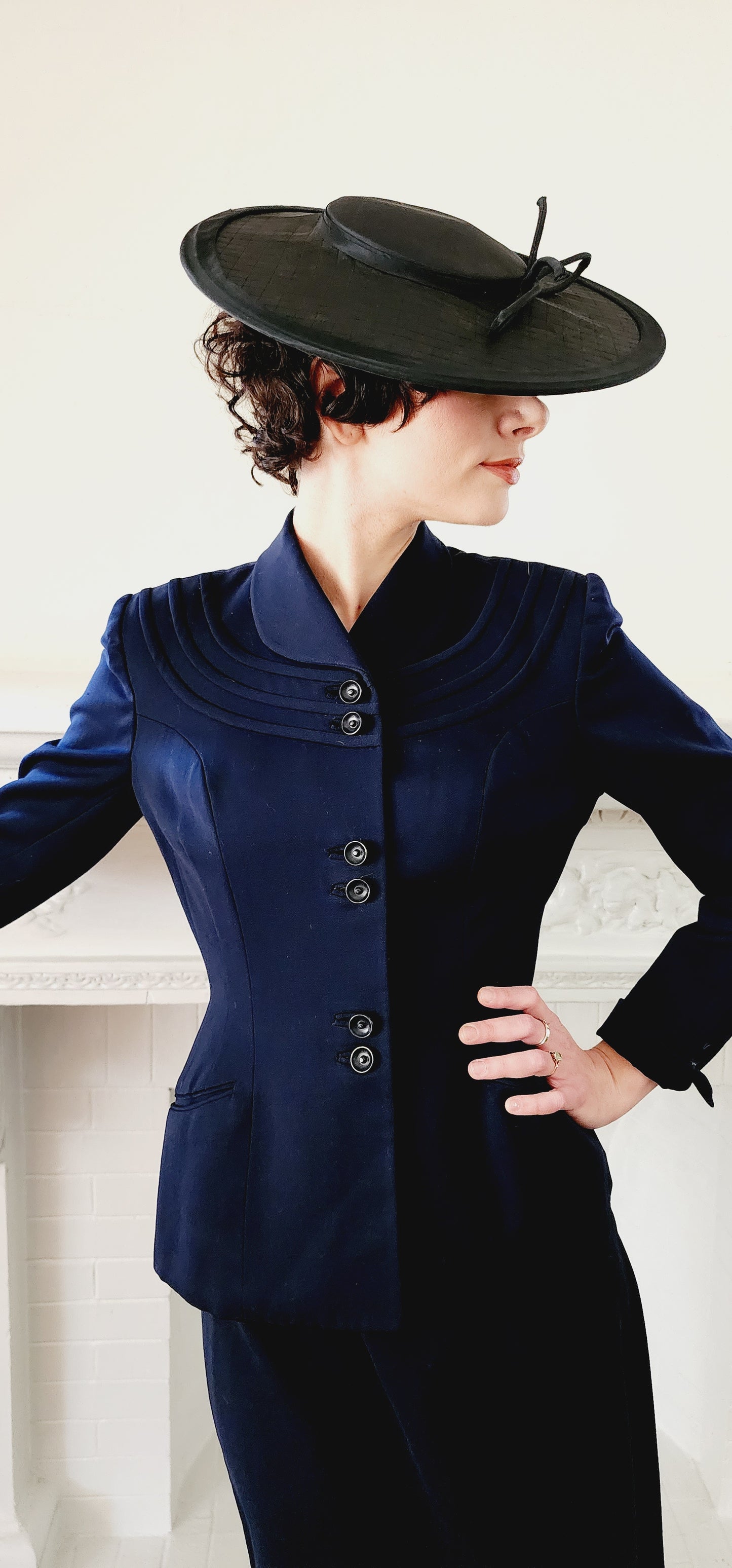 1950s Navy Blue Wool Skirt Suit Fitted Blazer w/ Accent Seaming Small by Leeds
