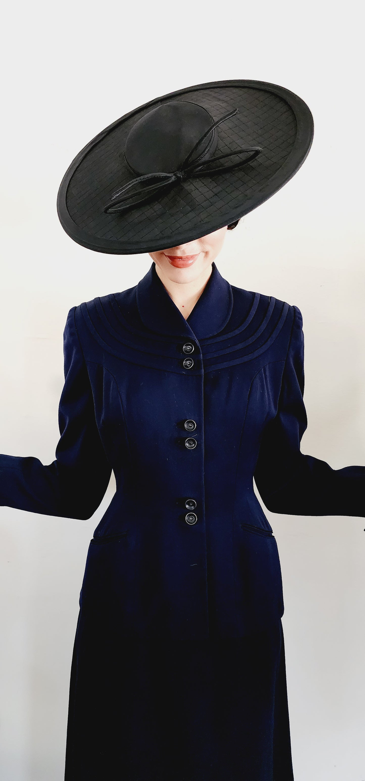 1950s Navy Blue Wool Skirt Suit Fitted Blazer w/ Accent Seaming Small by Leeds