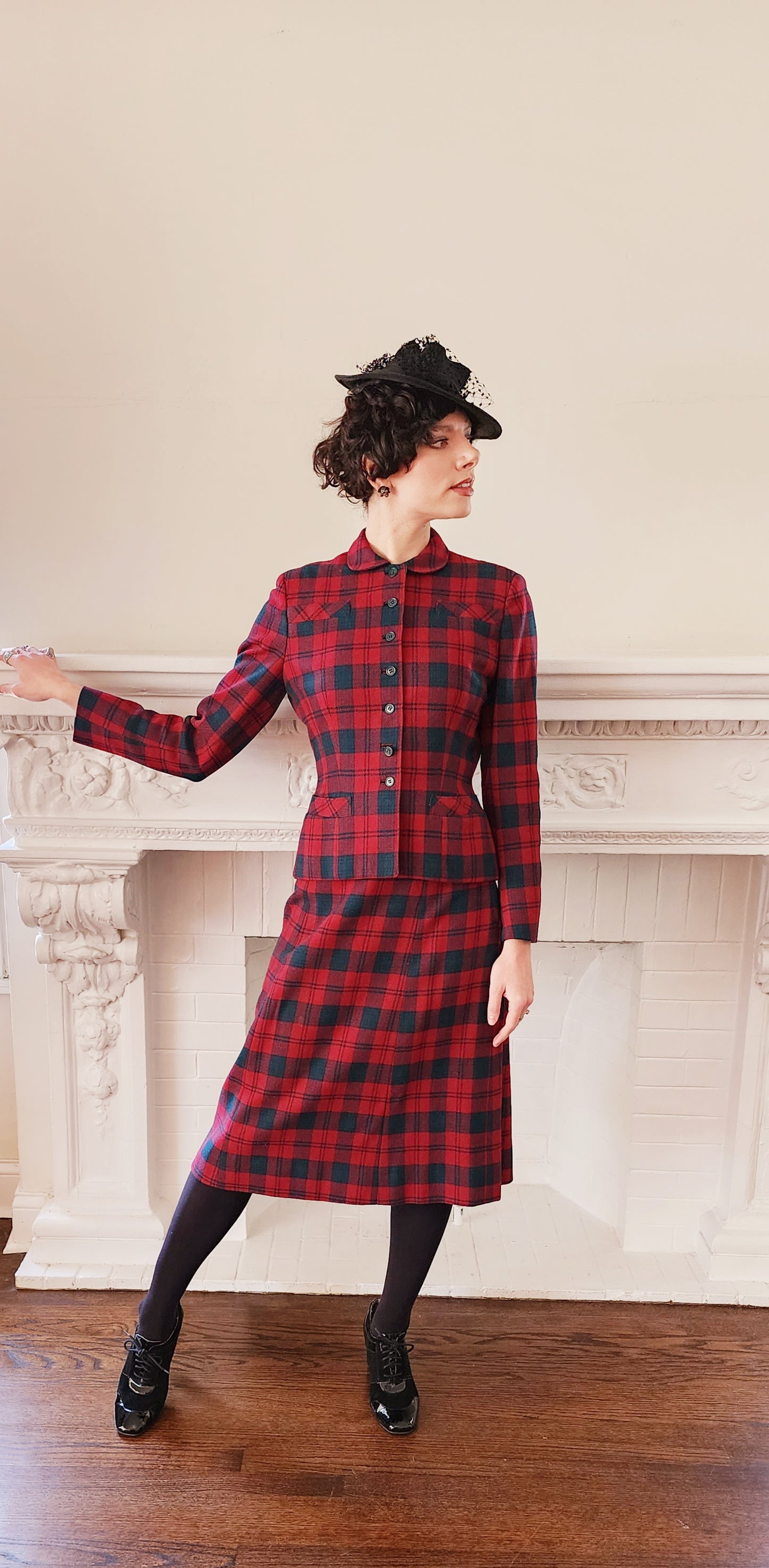 40s 50s Red Plaid Skirt Suit Best & Co. by Bardley Lindsay Tartan Small