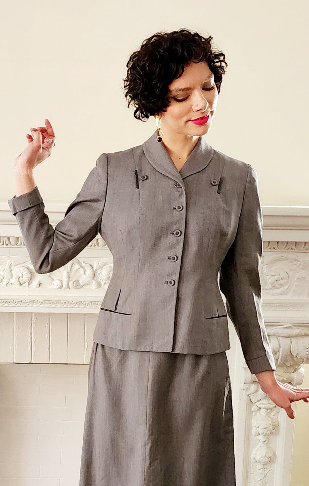 1940s Gray Wool Skirt Suit Blazer & Skirt Ensemble
