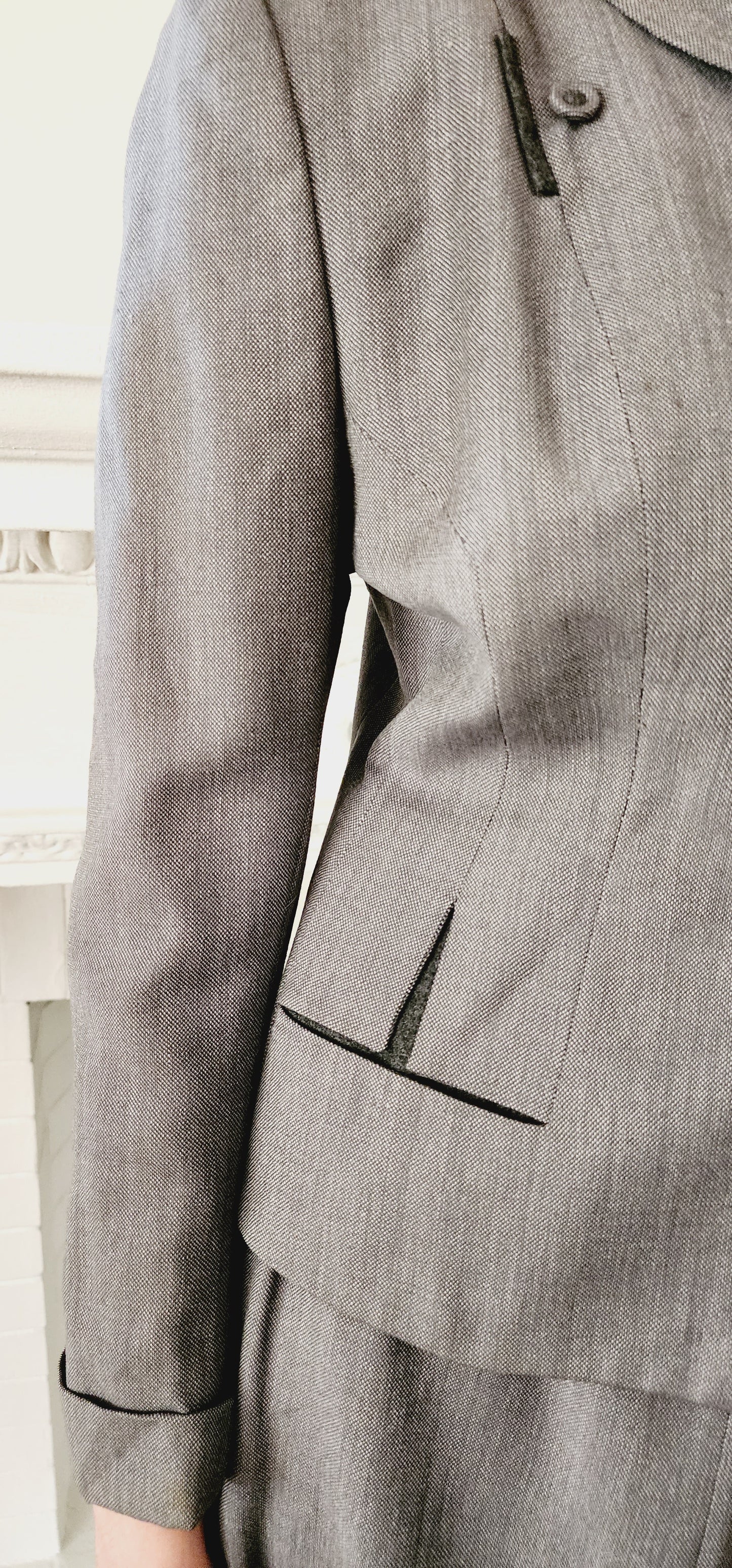 1940s Gray Wool Skirt Suit Blazer & Skirt Ensemble