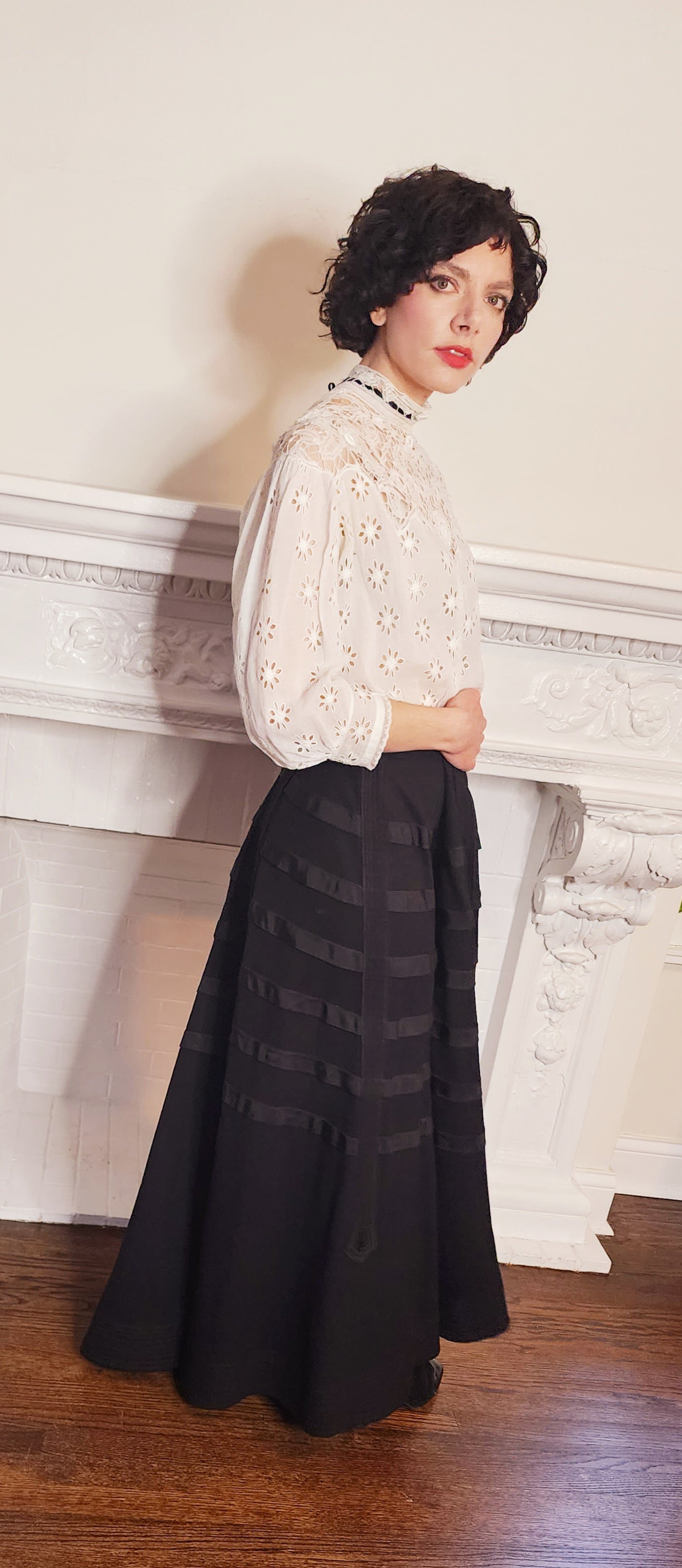 Antique Edwardian Long Black Wool Skirt with Embroidered Trim Medium