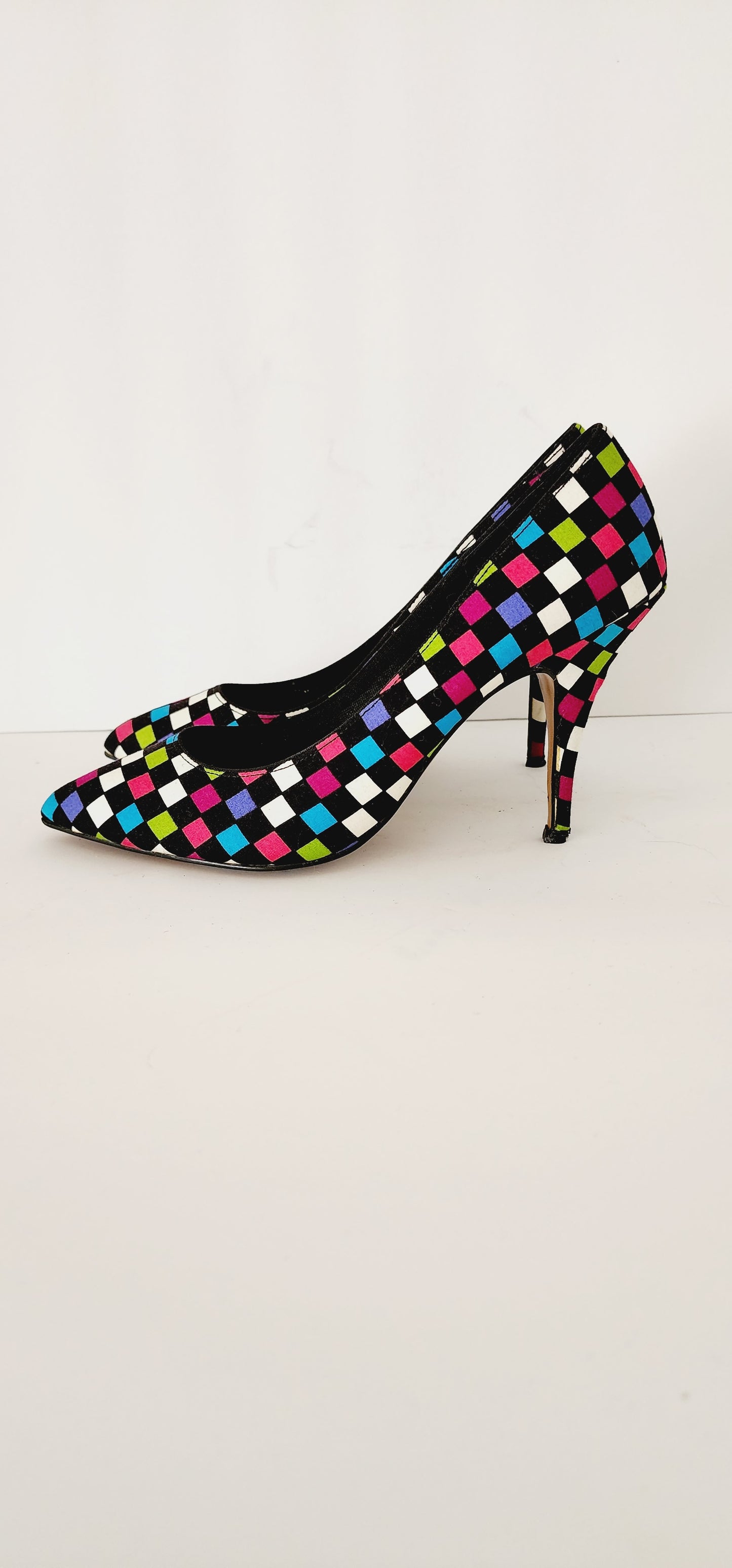 1980s High Heel Shoes Colorful Checked Print Pumps Fredericks of Hollywood size 8.5