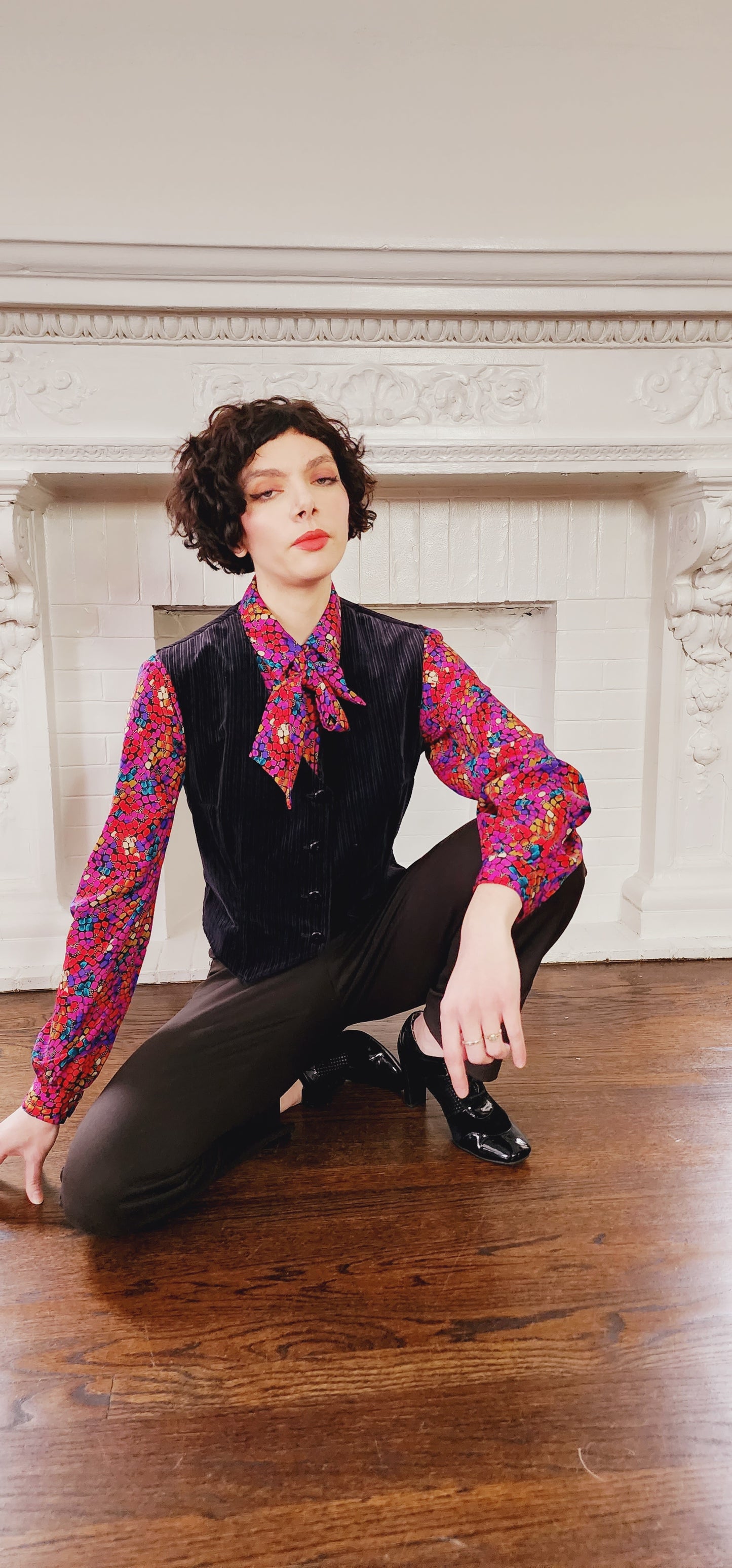 80s Colorful Button Down Shirt Multicolored Fuschia Pebble Print Long Sleeves Neck Scarf by Harlan