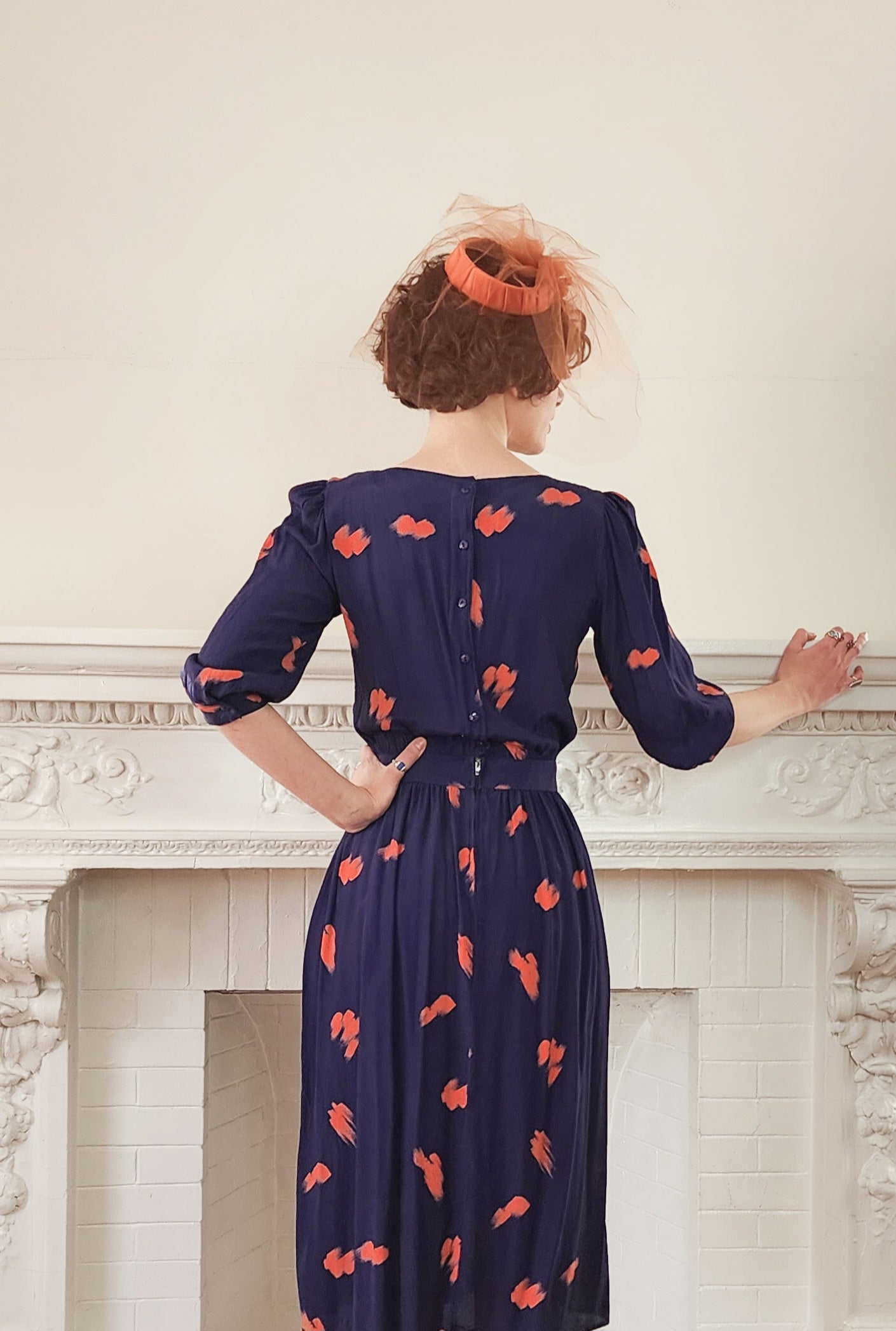 80s Does 40s Rayon Print Dress in Navy Blue and Coral Orange / S