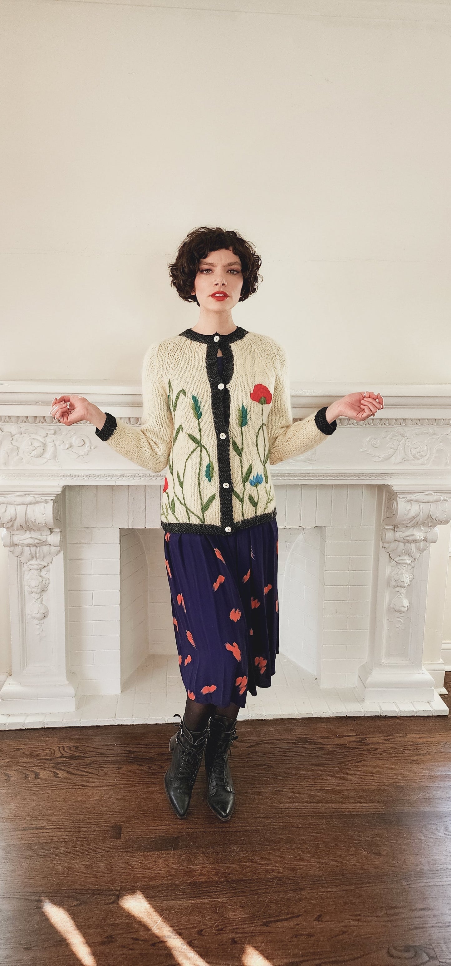 1960s Handknit Cardigan Cream Wool Blend Colorful Garden Flowers James Kenrob M