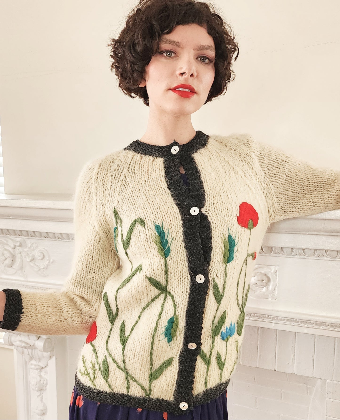 1960s Handknit Cardigan Cream Wool Blend Colorful Garden Flowers James Kenrob M