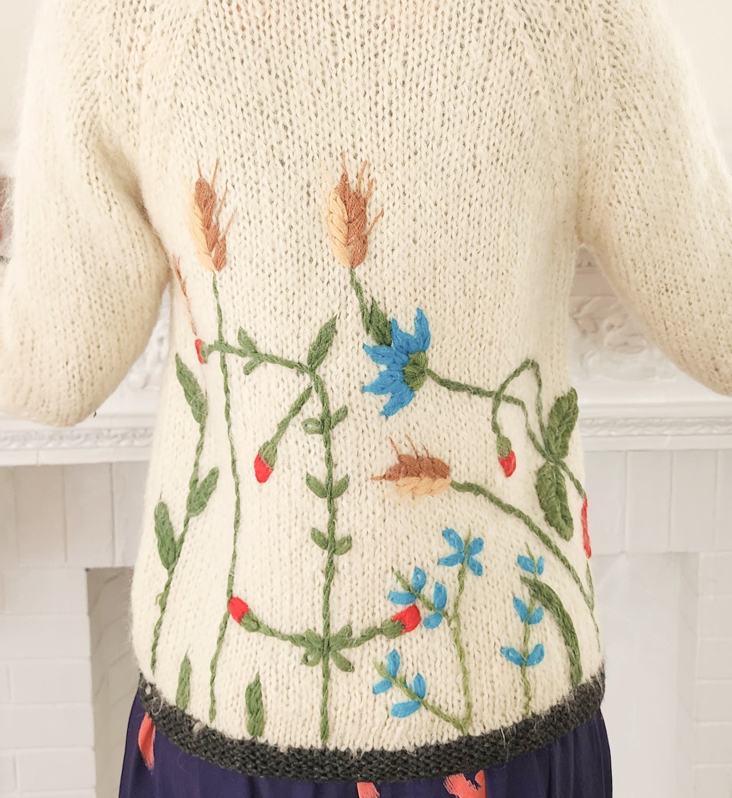1960s Handknit Cardigan Cream Wool Blend Colorful Garden Flowers James Kenrob M