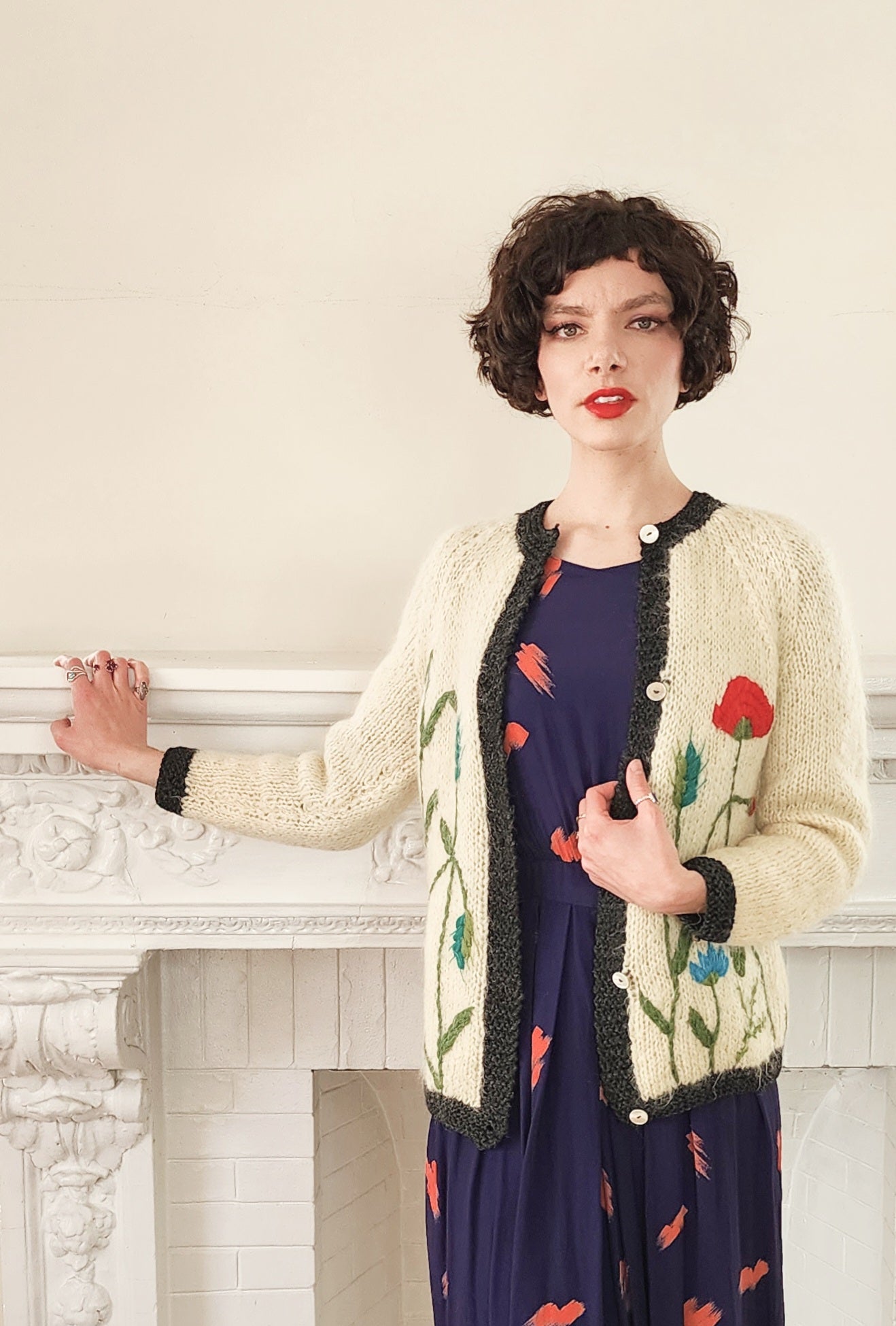 1960s Handknit Cardigan Cream Wool Blend Colorful Garden Flowers James Kenrob M
