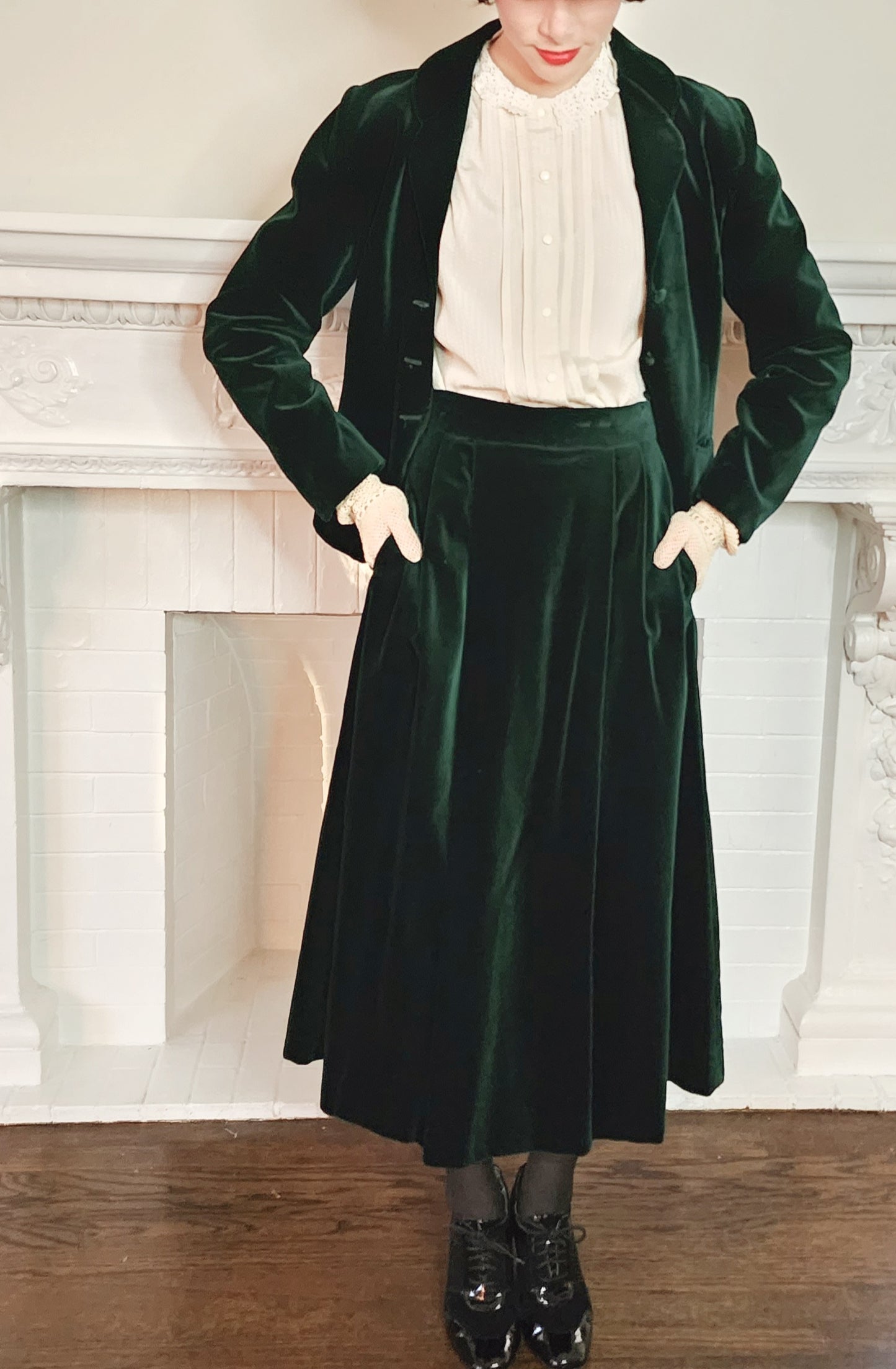 80s Laura Ashley Skirt Suit in Green Velvet, Midi Length Neo Edwardian Style / S
