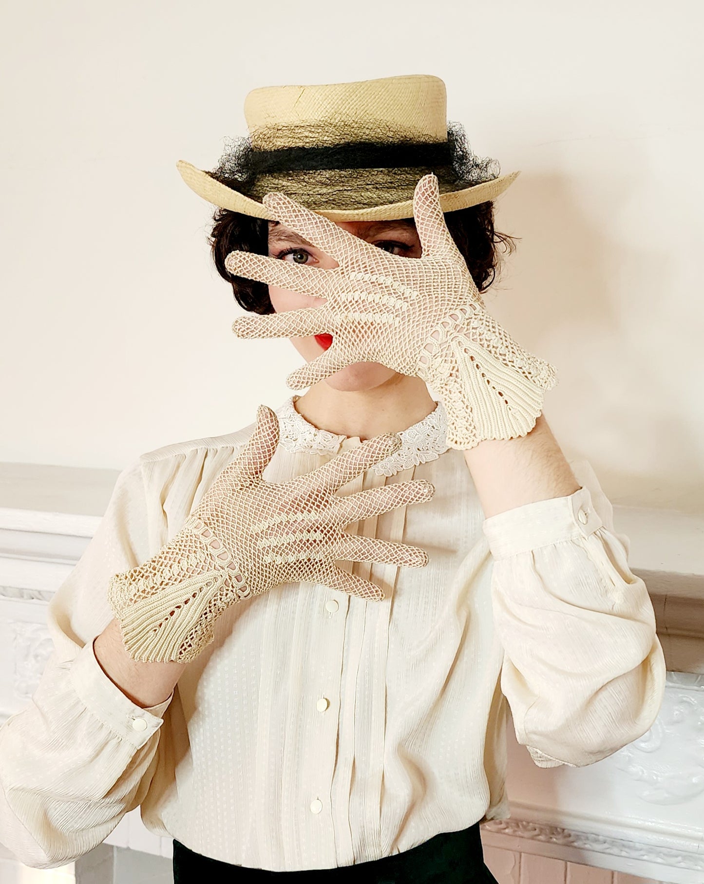 Edwardian Gloves in Cream Crochet, Handknit in Cotton
