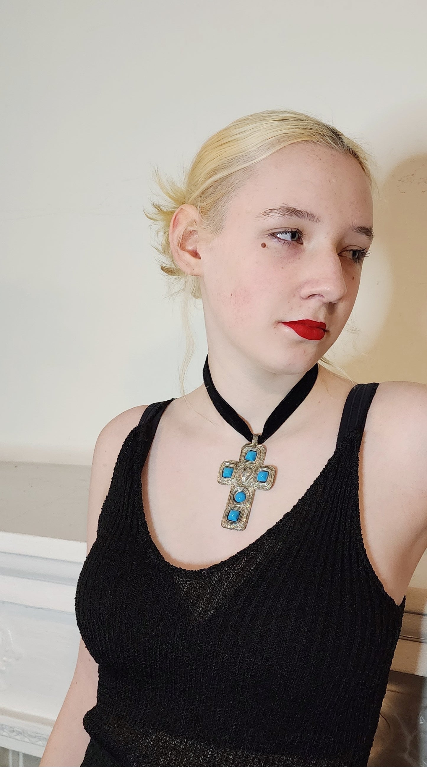 90s Choker Necklace Silver & Turquoise Cross Pendant Black Velvet Band