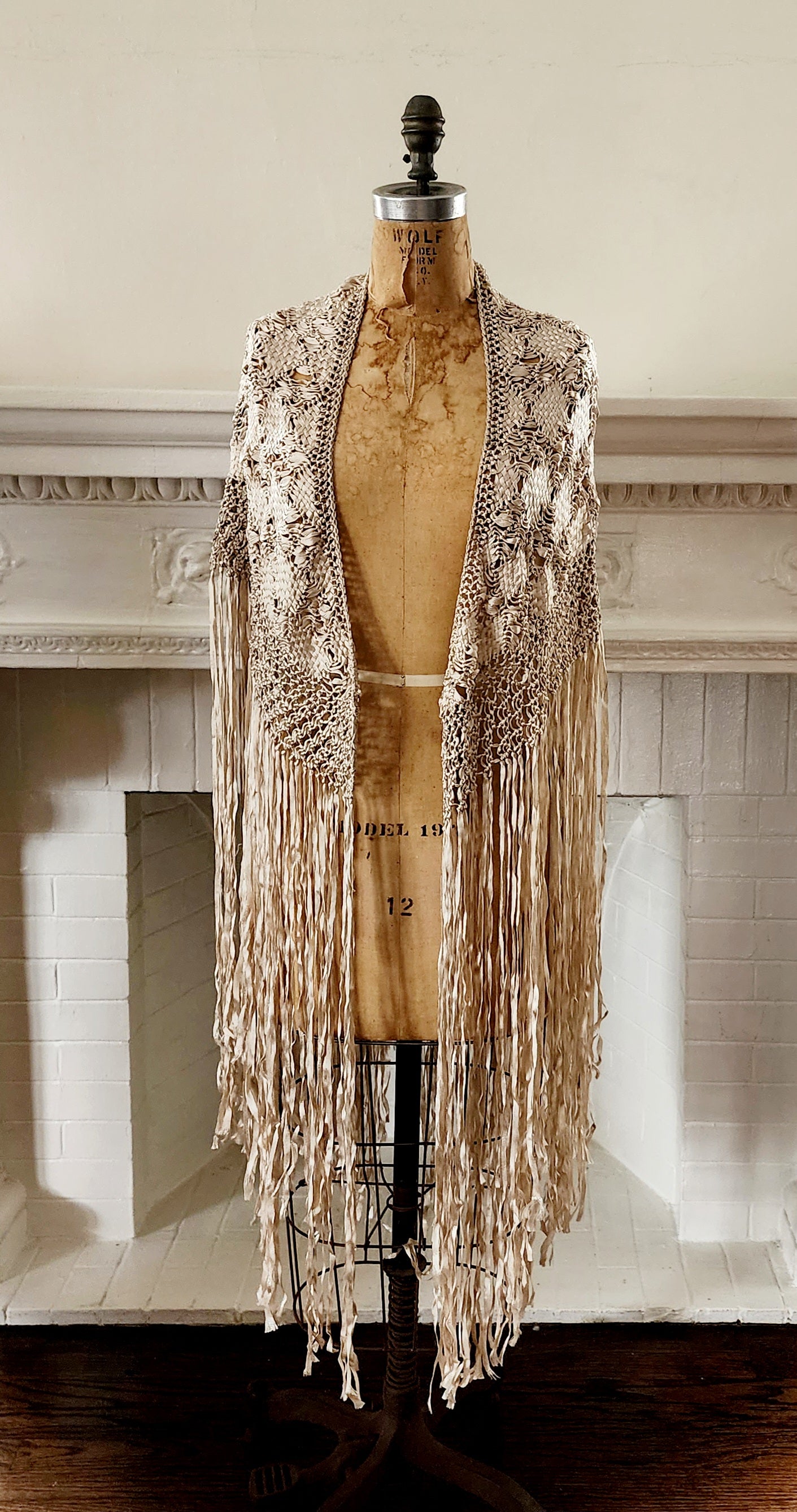 Vintage Cream Shawl or Wrap Silk Knit with Long Fringe and Openwork Lace / Neo-Edwardian