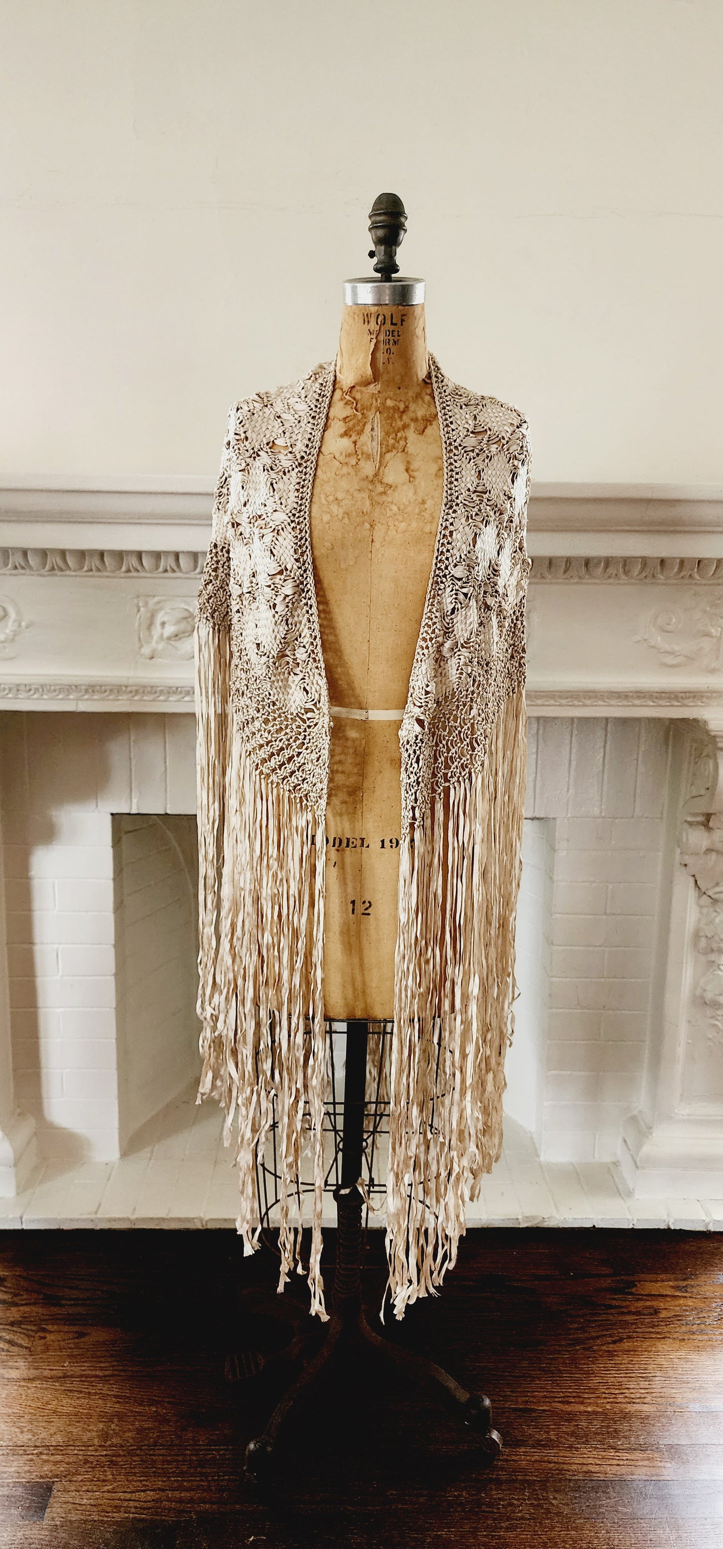 Vintage Cream Shawl or Wrap Silk Knit with Long Fringe and Openwork Lace / Neo-Edwardian