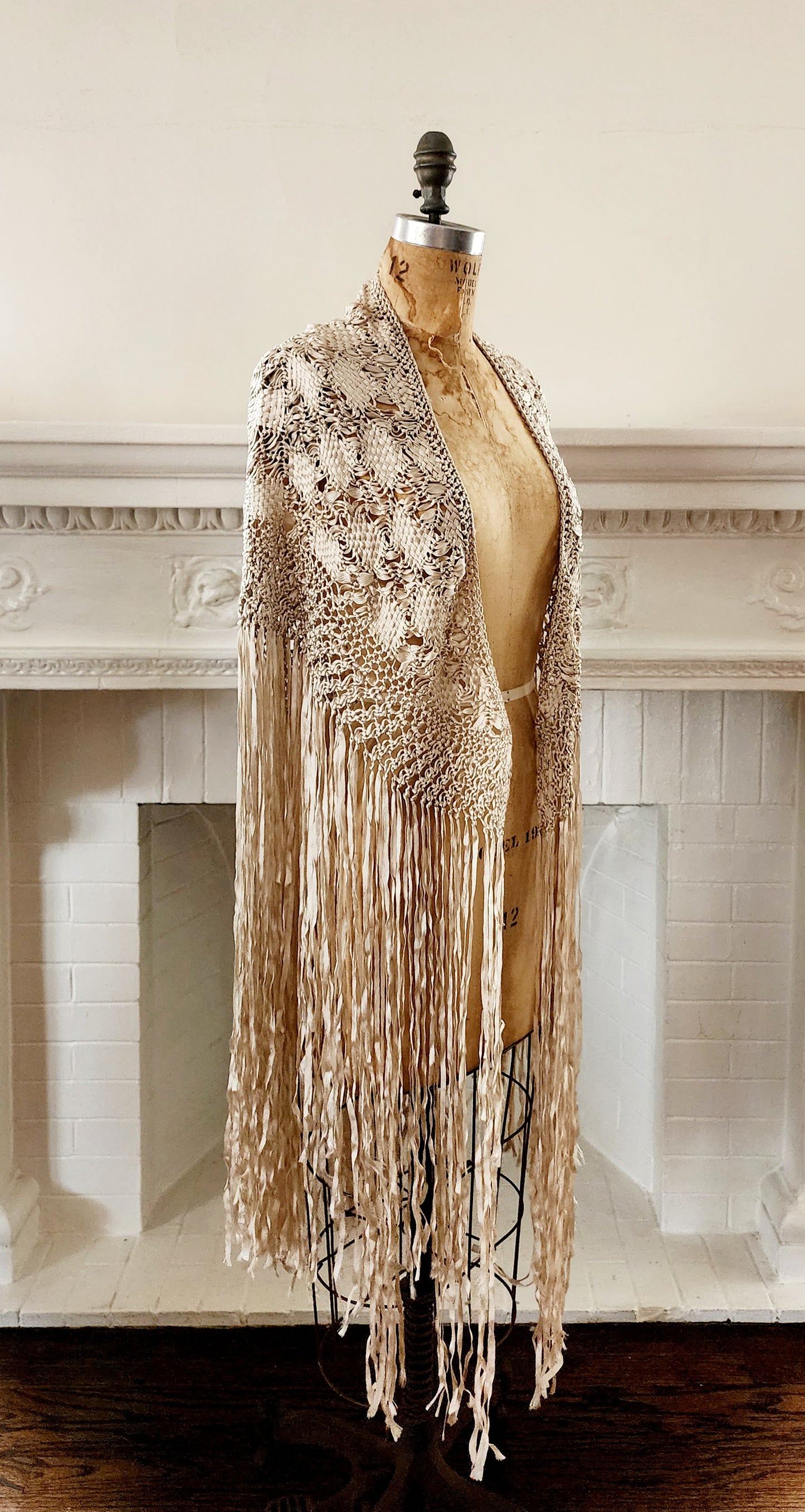 Vintage Cream Shawl or Wrap Silk Knit with Long Fringe and Openwork Lace / Neo-Edwardian