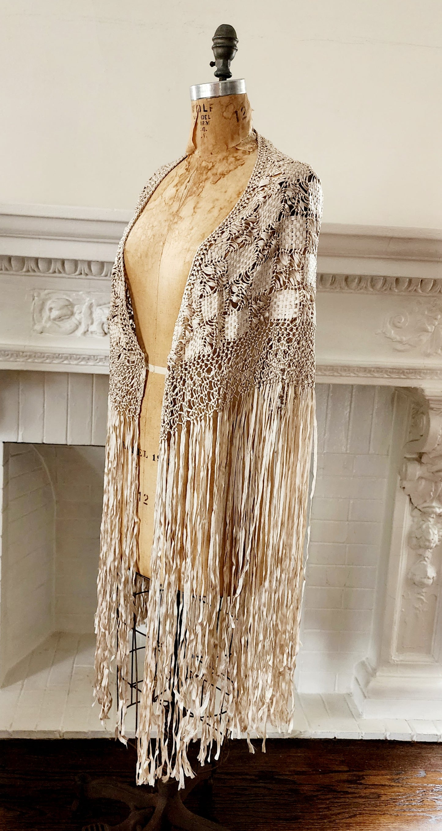 Vintage Cream Shawl or Wrap Silk Knit with Long Fringe and Openwork Lace / Neo-Edwardian