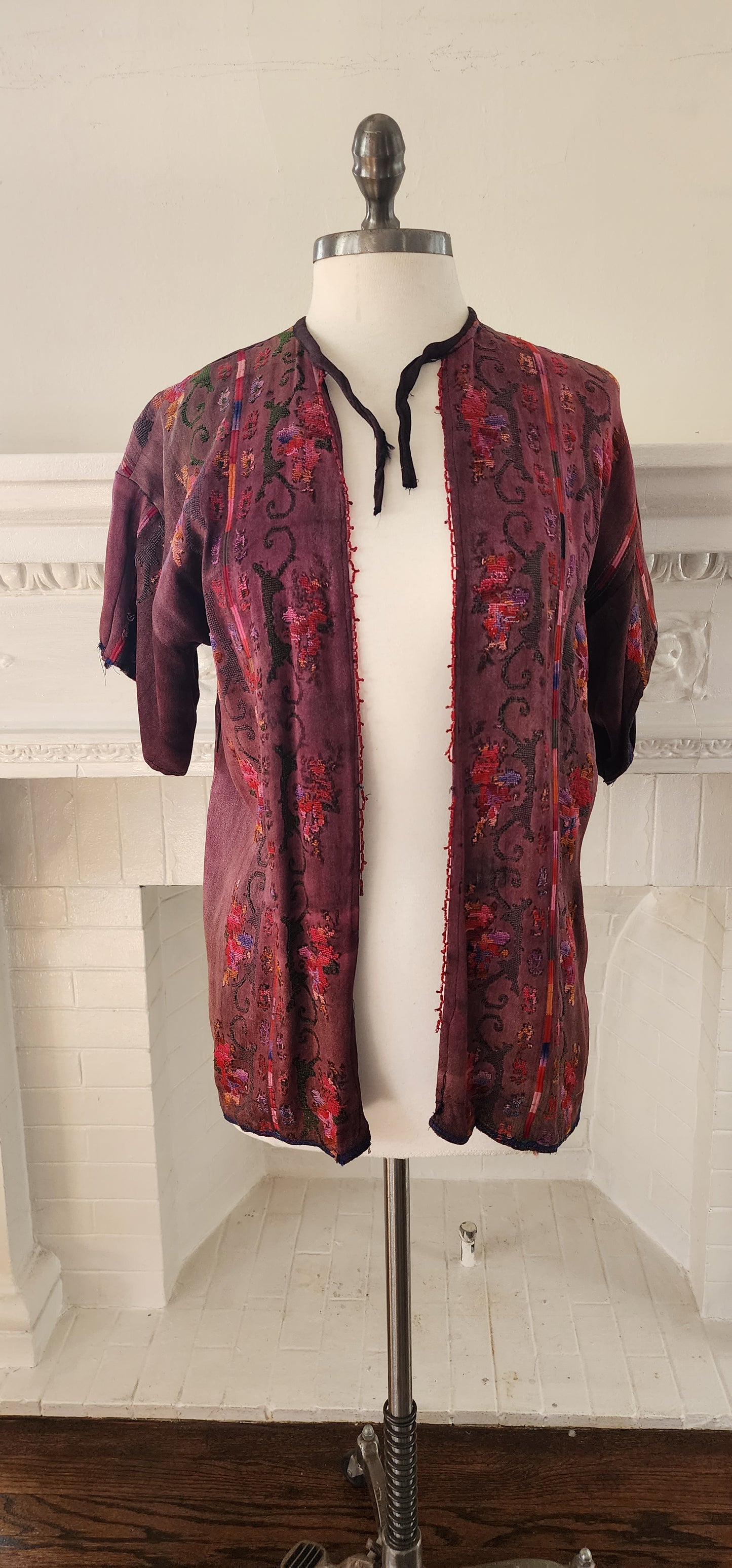 Vintage Purple Mauve Cotton Jacket w/Embroidery & Beading in Ethnic Traditional Style / M