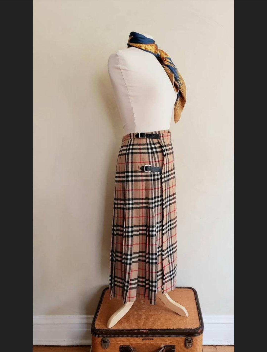 1970s Burberry Skirt Signature Plaid Wrap Around Kilt Archive Beige / 70s Designer British Tartan House Check Pleated Midi Skirt / M