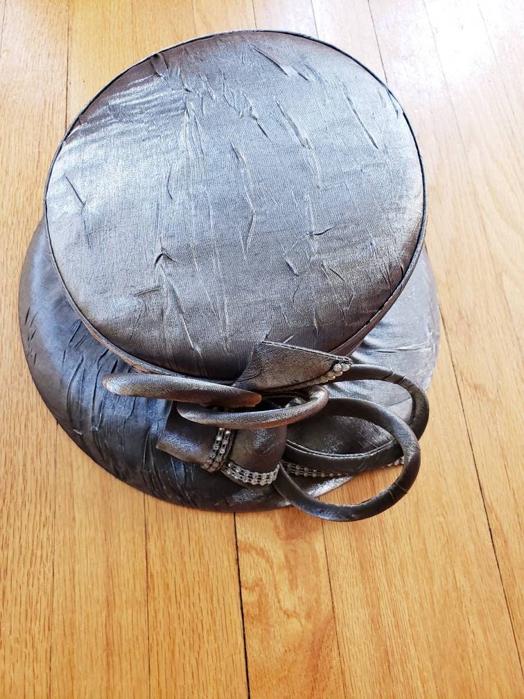 1990s Metallic Silver Costume Hat Wide Brimmed Top Hat / 90s Gray Silk Tall Crown Cosplay Fantasy Church Hat Options! New York