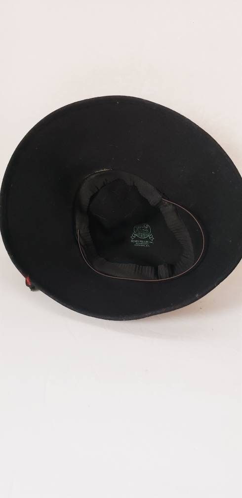 1930s Black Wool Hat with Large Bow Loops & Red Velvet / 30s Modernist Sculptural Hat Dover Pollack