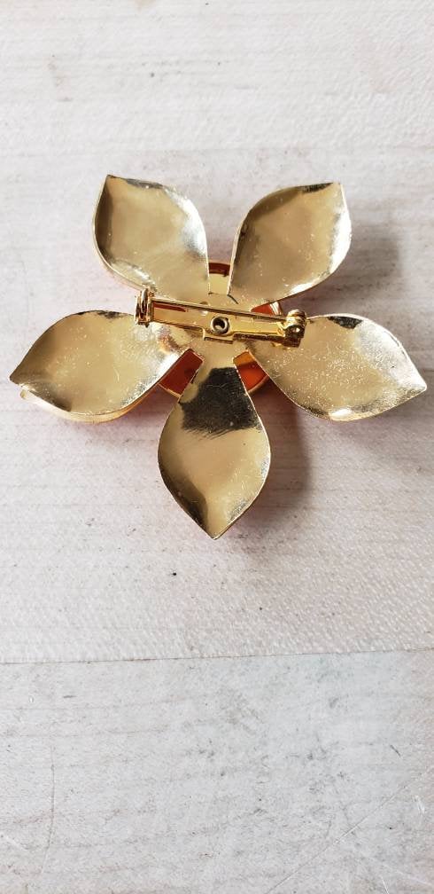 1960s Large Enamel Flower Pin Orange & Gold / 60s Mod Jewelry Chunky Floral Brooch Garden Party Spring Summer