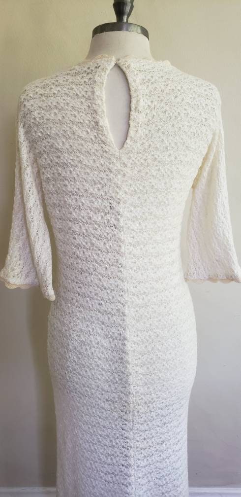 70s 60s Cream Knit Dress Short Sleeves Vera Maxwell Original / 1970s 1960s Shabby Chic Ivory Crochet Dress / M to L