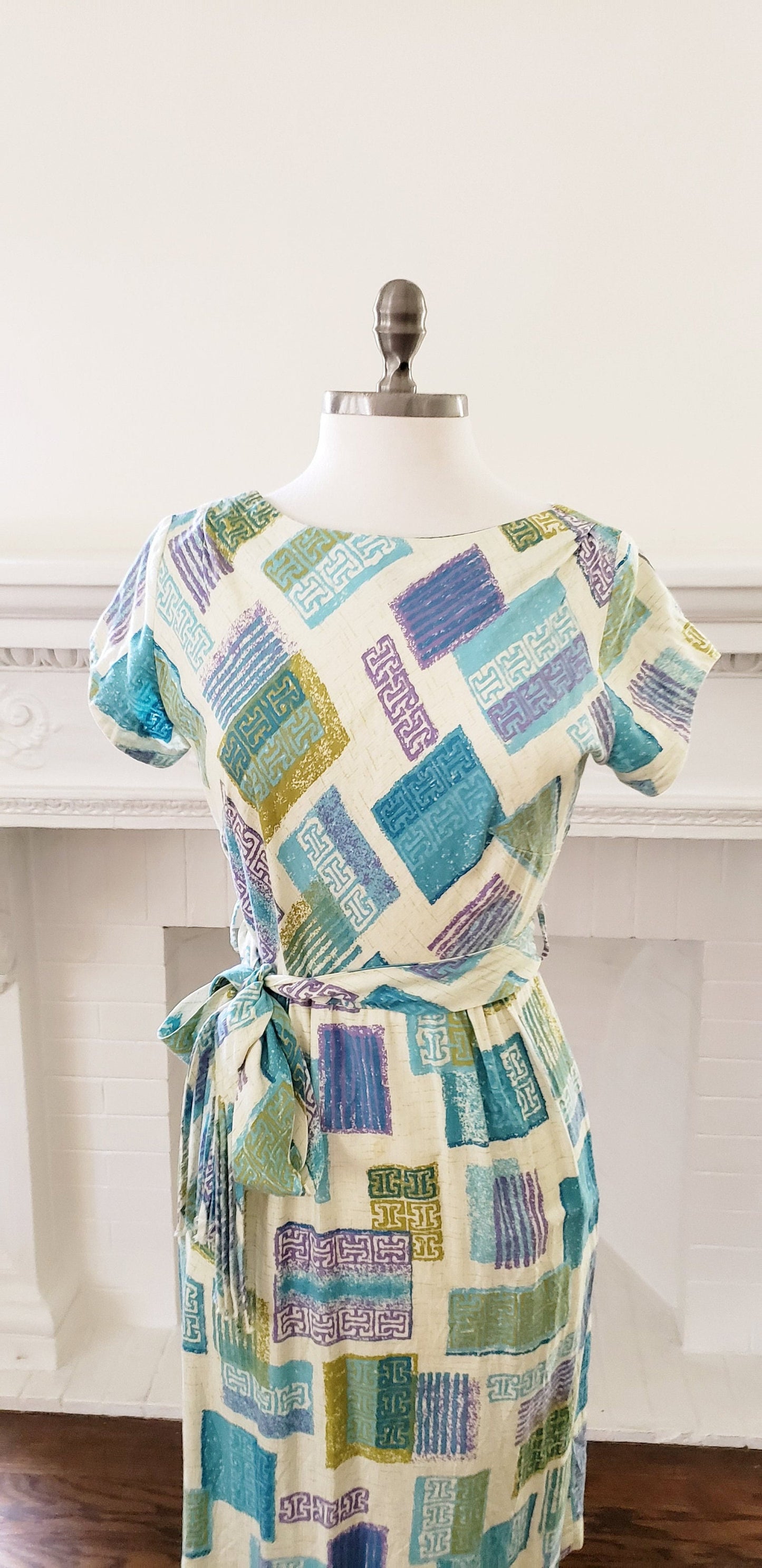 1950s Cotton Print Day Dress Blue Green White Midcentury Modern Print / 50s Geometric Print Belted Summer Dress Capped Sleeves / M Daveney