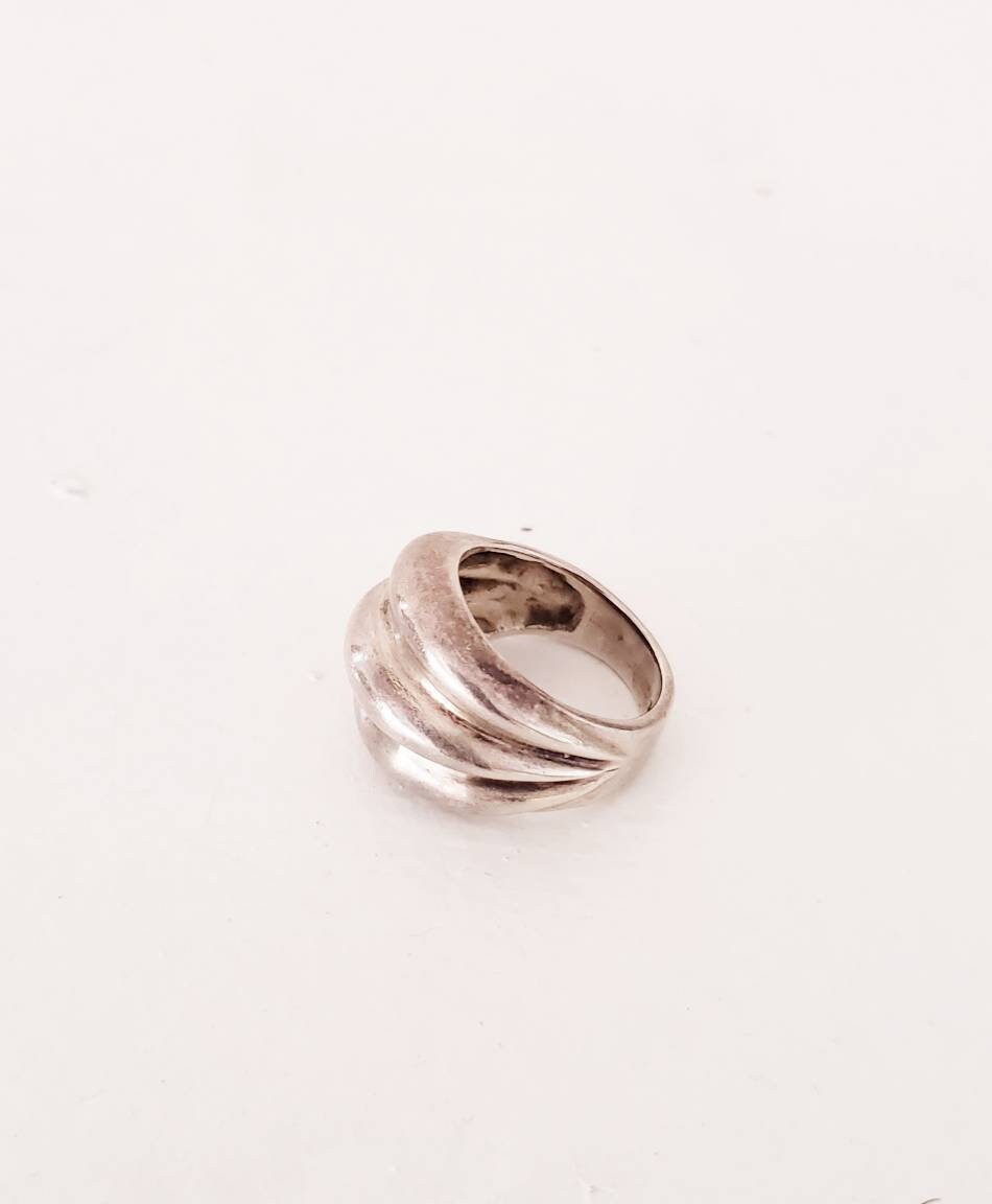 Vintage Ring Mexican Silver Taxco / Rounded Tiered Nub Stamped Silver Ring TN-47 / Size 10/ Damia