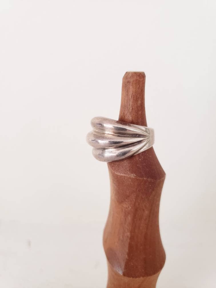 Vintage Ring Mexican Silver Taxco / Rounded Tiered Nub Stamped Silver Ring TN-47 / Size 10/ Damia
