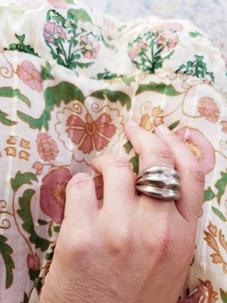 Vintage Ring Mexican Silver Taxco / Rounded Tiered Nub Stamped Silver Ring TN-47 / Size 10/ Damia