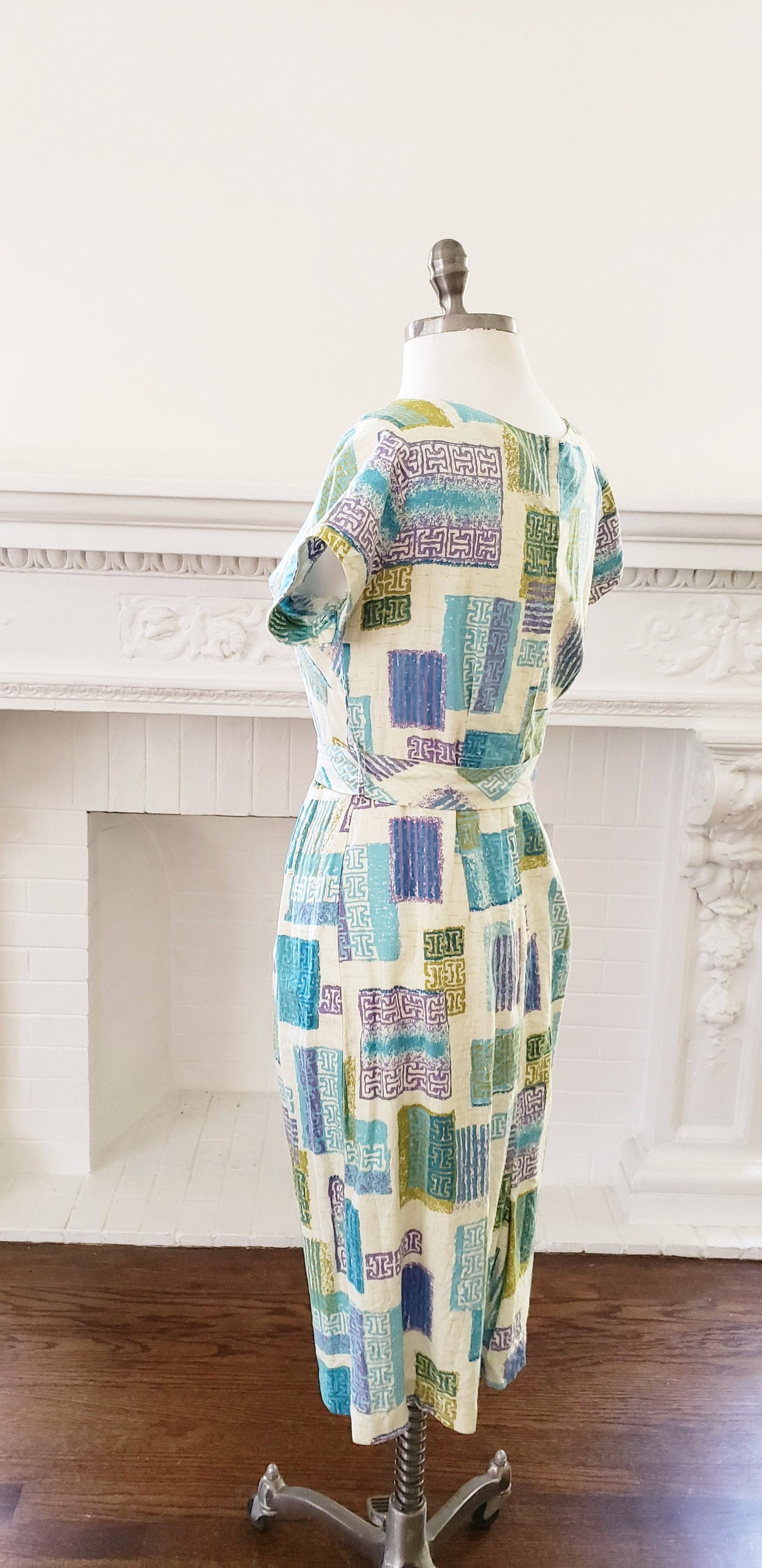 1950s Cotton Print Day Dress Blue Green White Midcentury Modern Print / 50s Geometric Print Belted Summer Dress Capped Sleeves / M Daveney