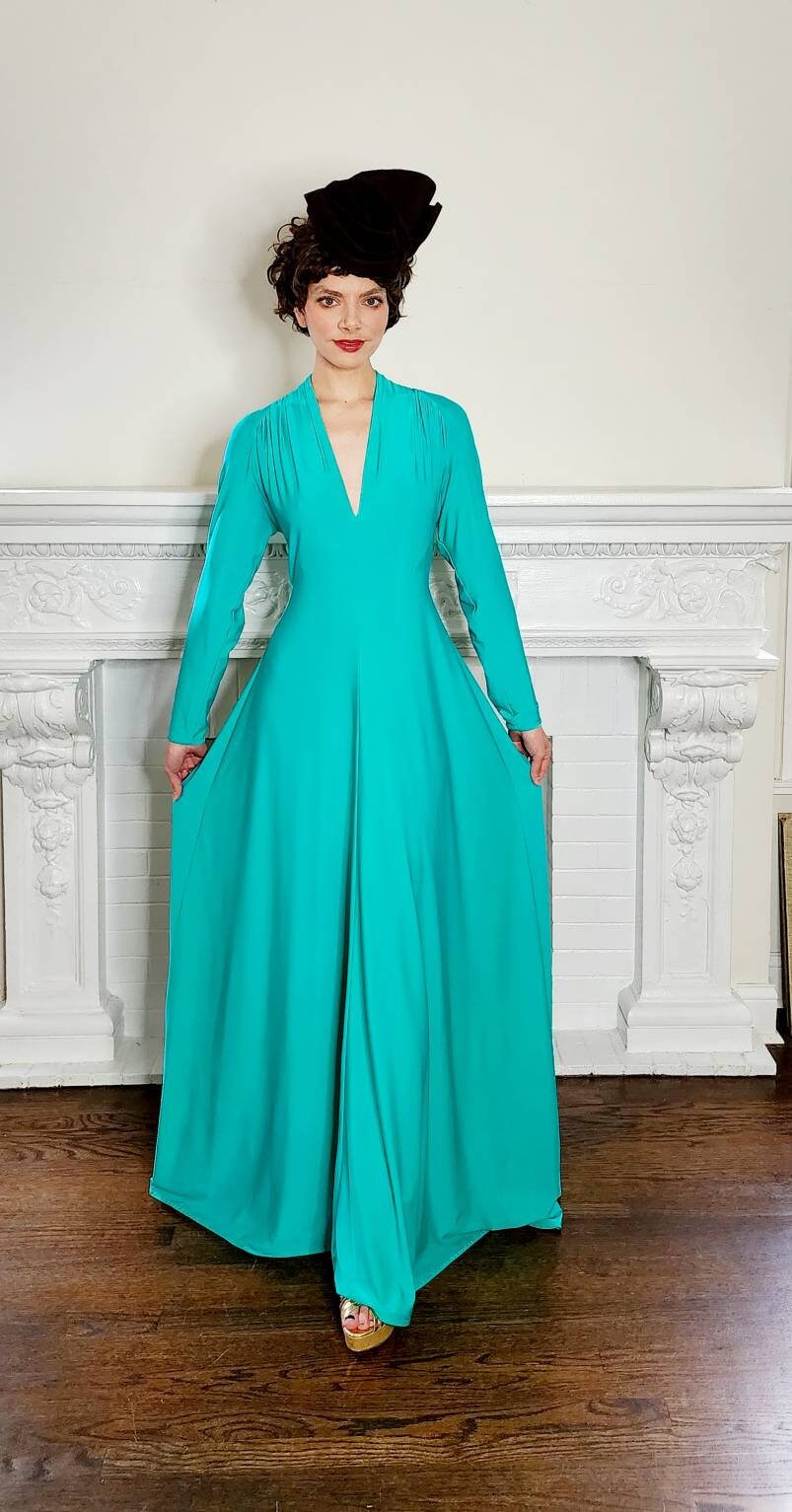1970s Robert David Morton Matte Jersey Dress Aquamarine Green / 70s Long Sleeved Evening Dress V Neck 30s Style Disco / Medium / Octavia