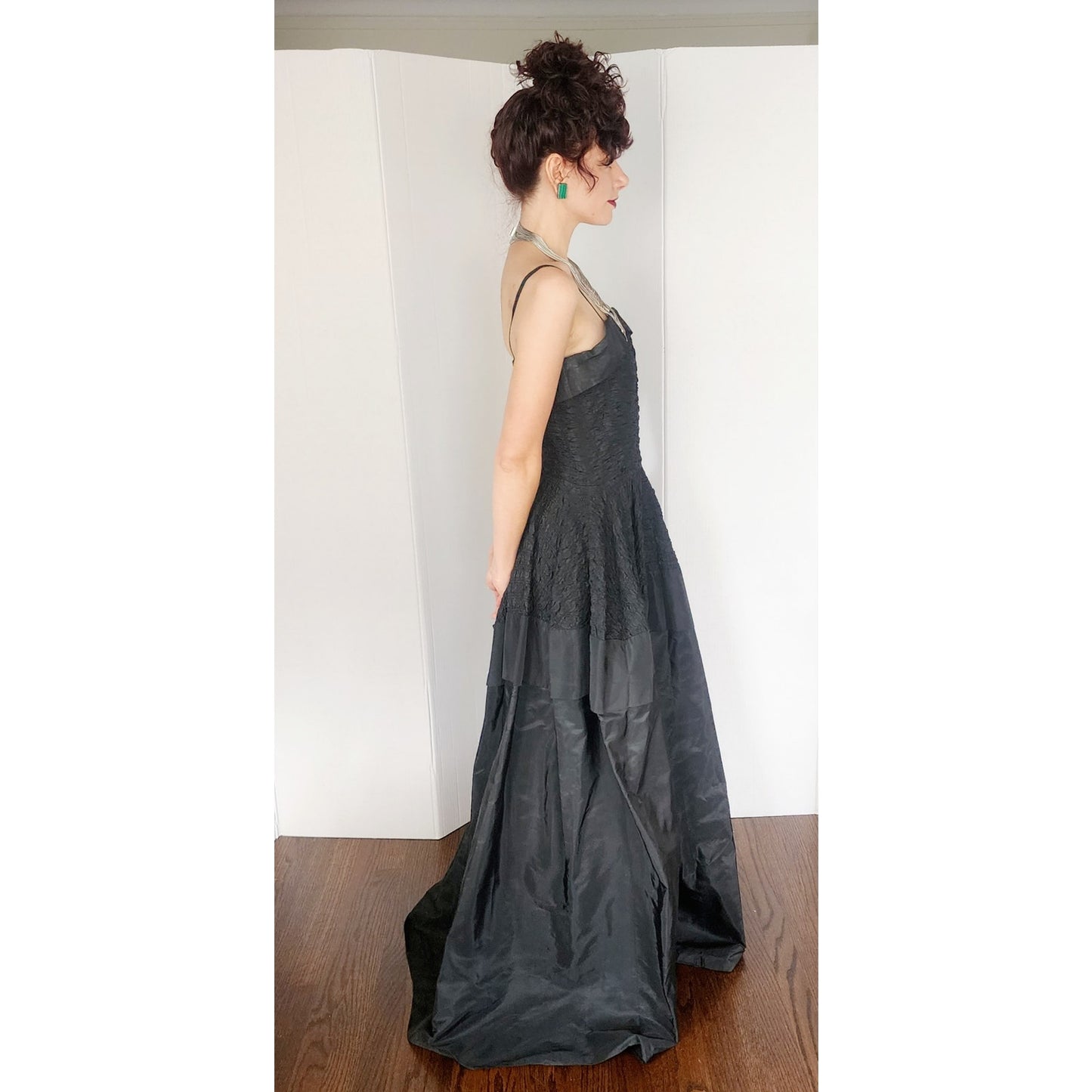 Vintage 1940s Black Evening Dress Crinkled Taffeta Sleeveless / M
