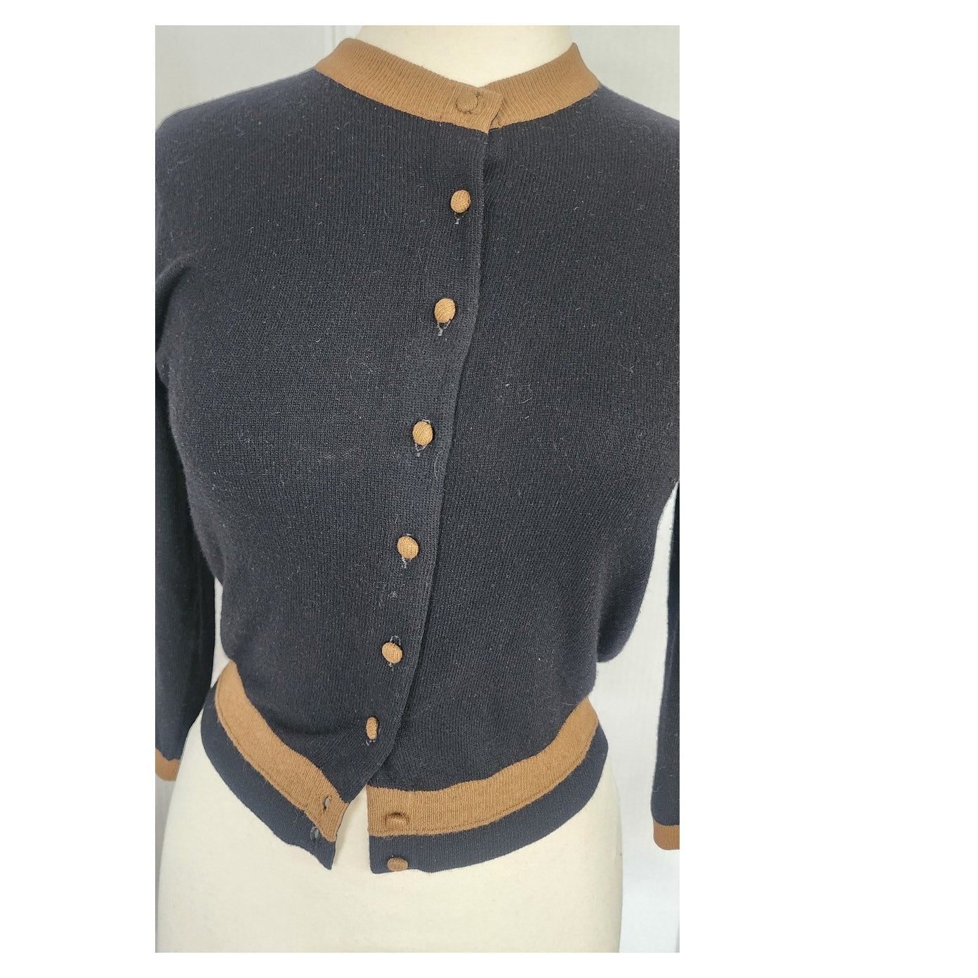 Vintage 50s Cashmere Cardigan Sweater Marshall Fields Ballantyne Scotland