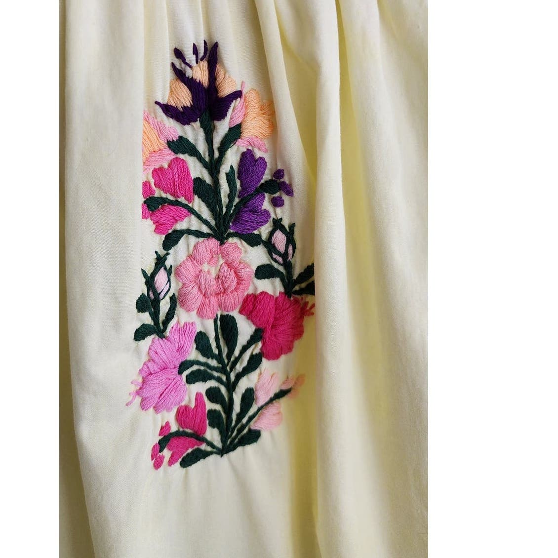 Vintage 60s Mexican Dress Floral Embroidery Pale Yellow