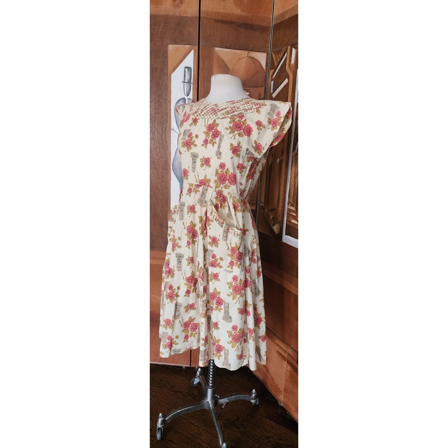 Vintage 50s Swirl Wrap Dress Cotton Rose Classical Columns Print Apron Housewife Full Skirt Pockets