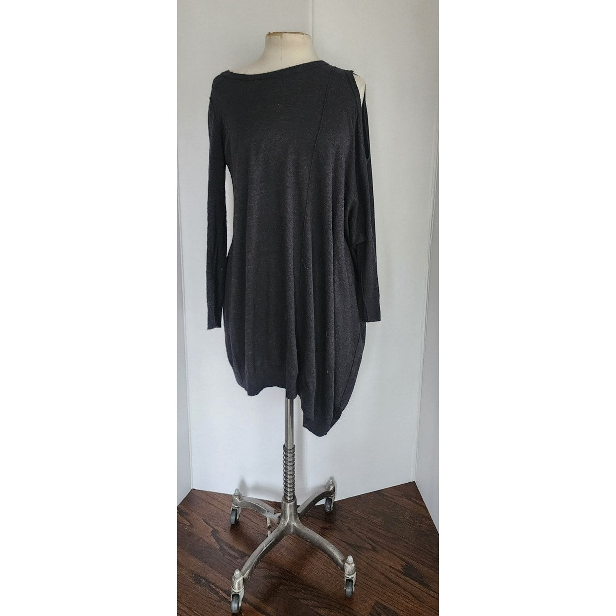 All Saints Sago Sweater Dress Gray Tunic Asymmetrical Hem Cut Out Shoulder